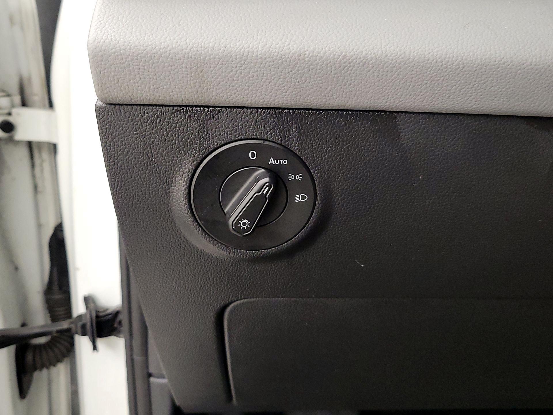 Thumbnail: 2022 Volkswagen Taos - 13