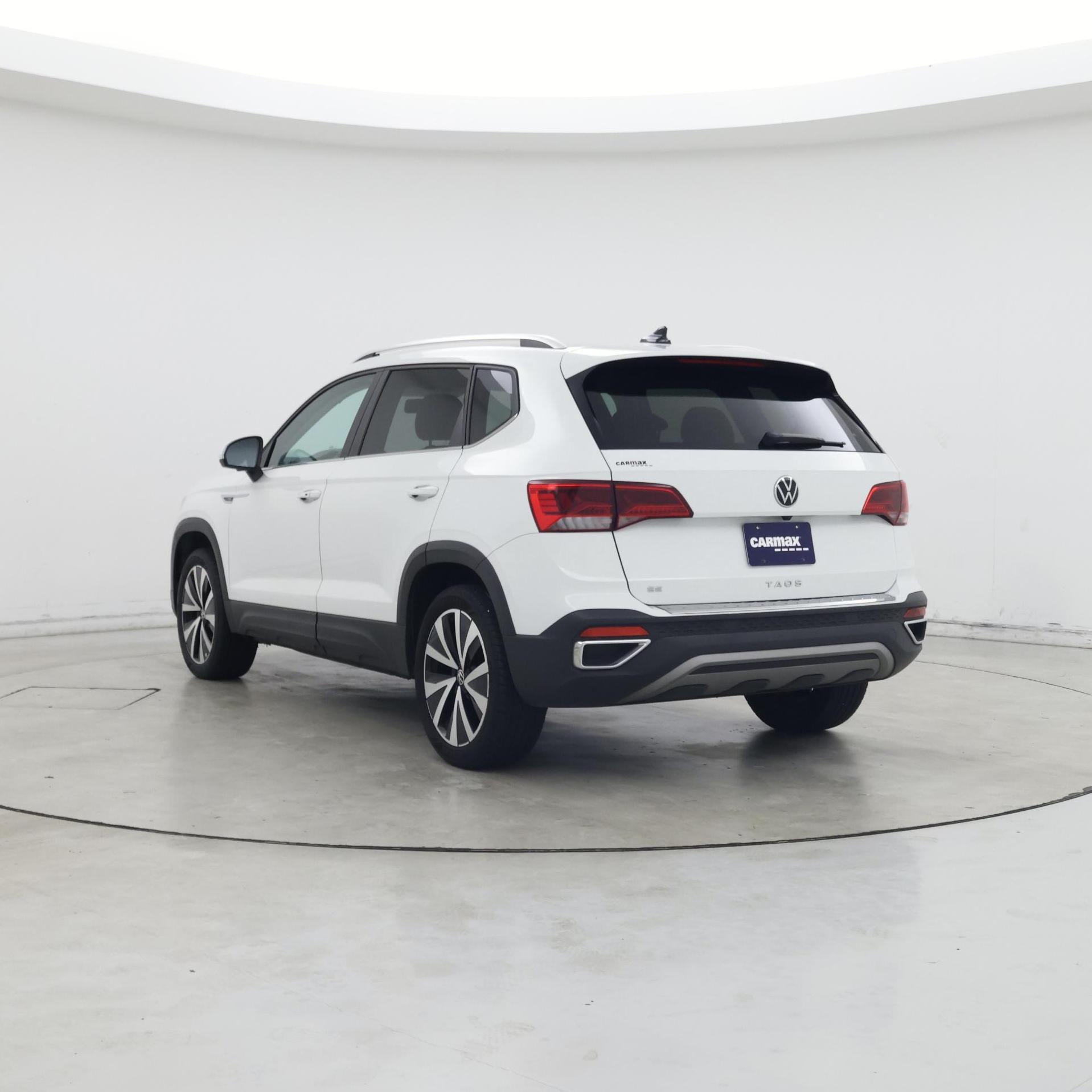 Thumbnail: 2022 Volkswagen Taos - 2