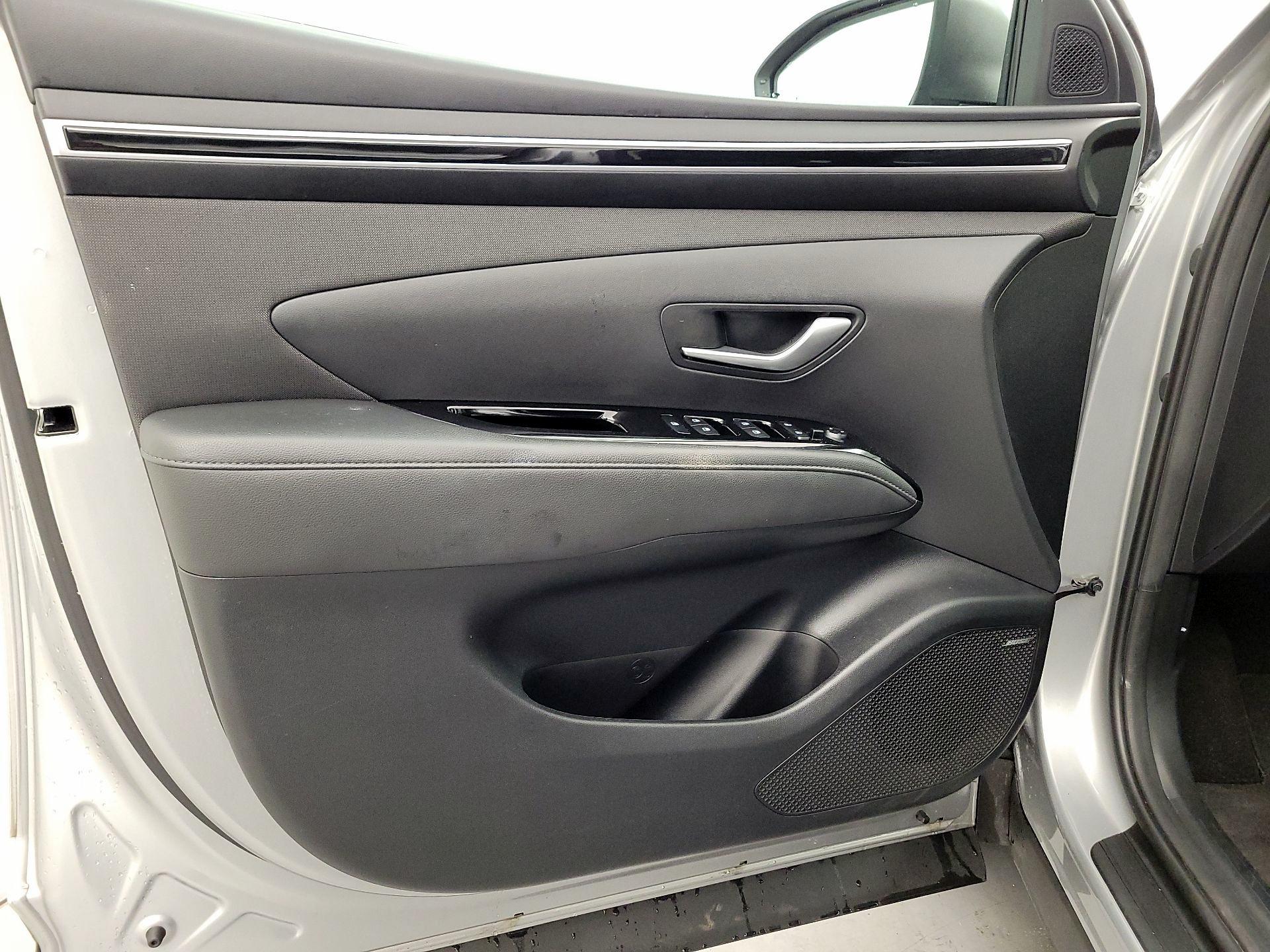 Thumbnail: 2022 Hyundai Tucson - 12