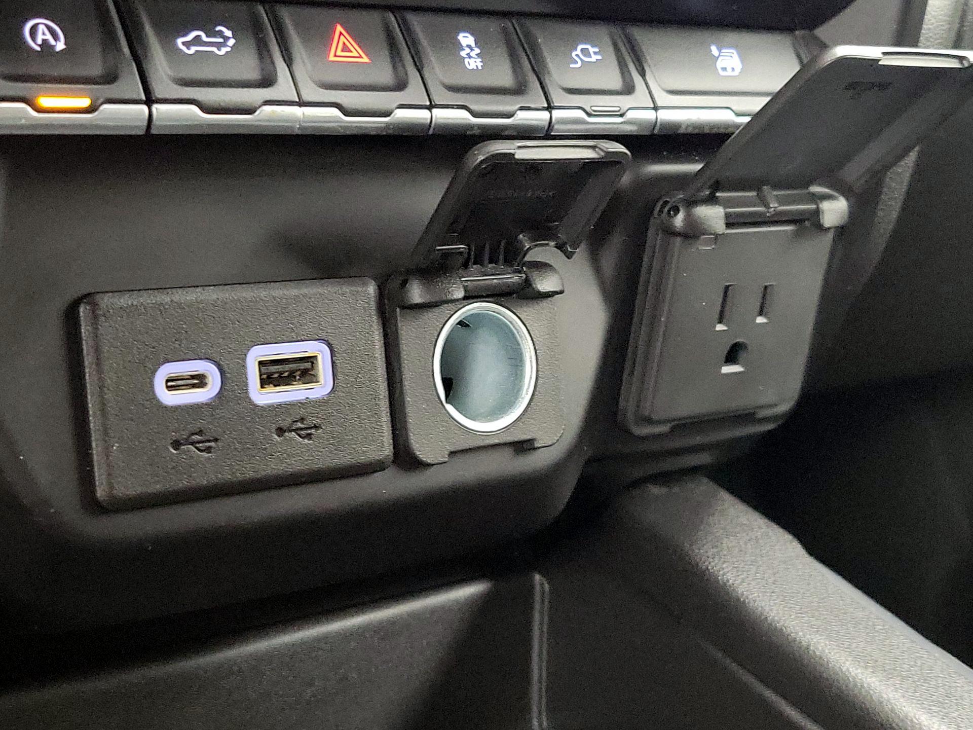 Thumbnail: 2021 Chevrolet Silverado 1500 - 18