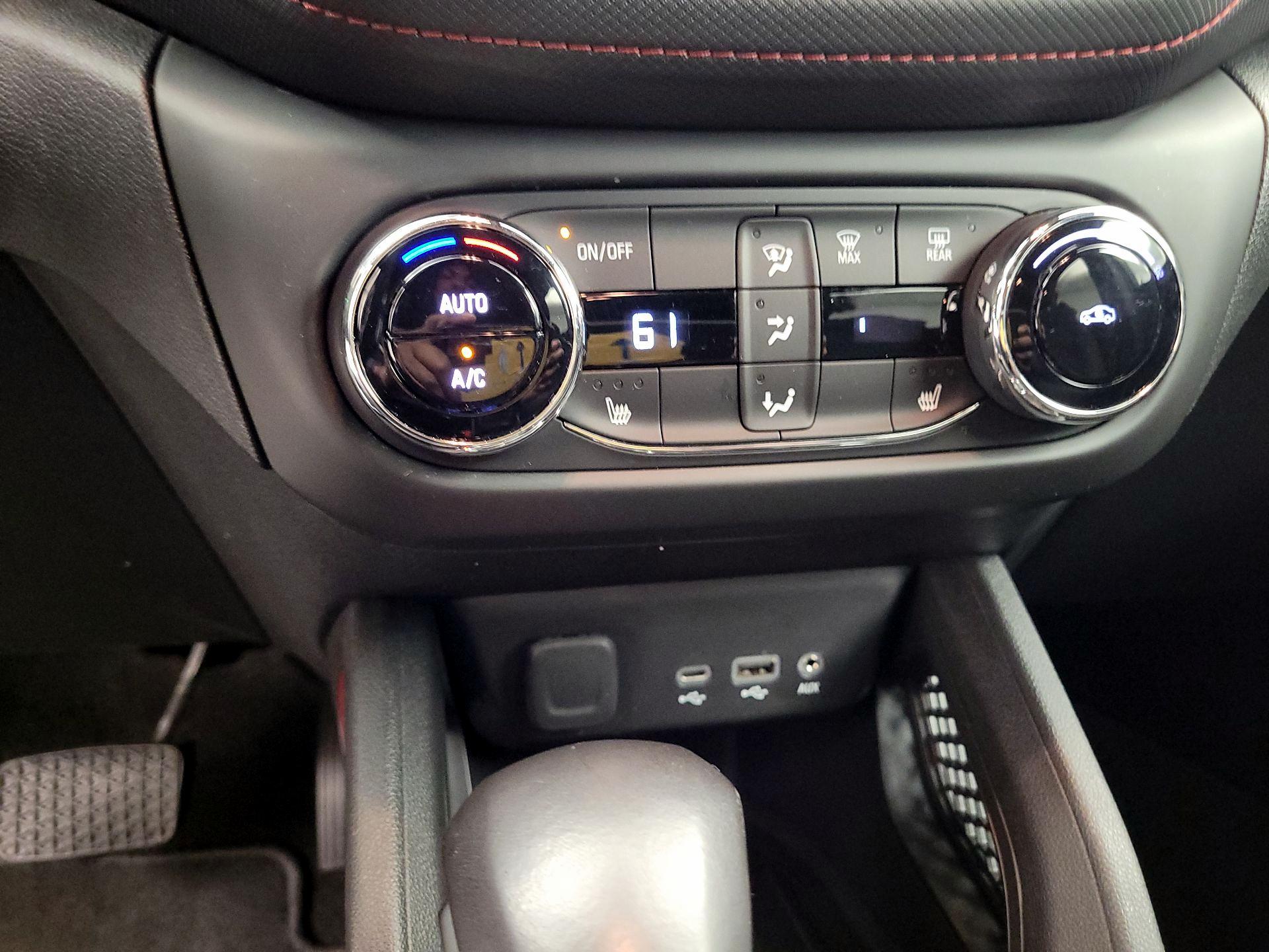 Thumbnail: 2021 Chevrolet TrailBlazer - 14