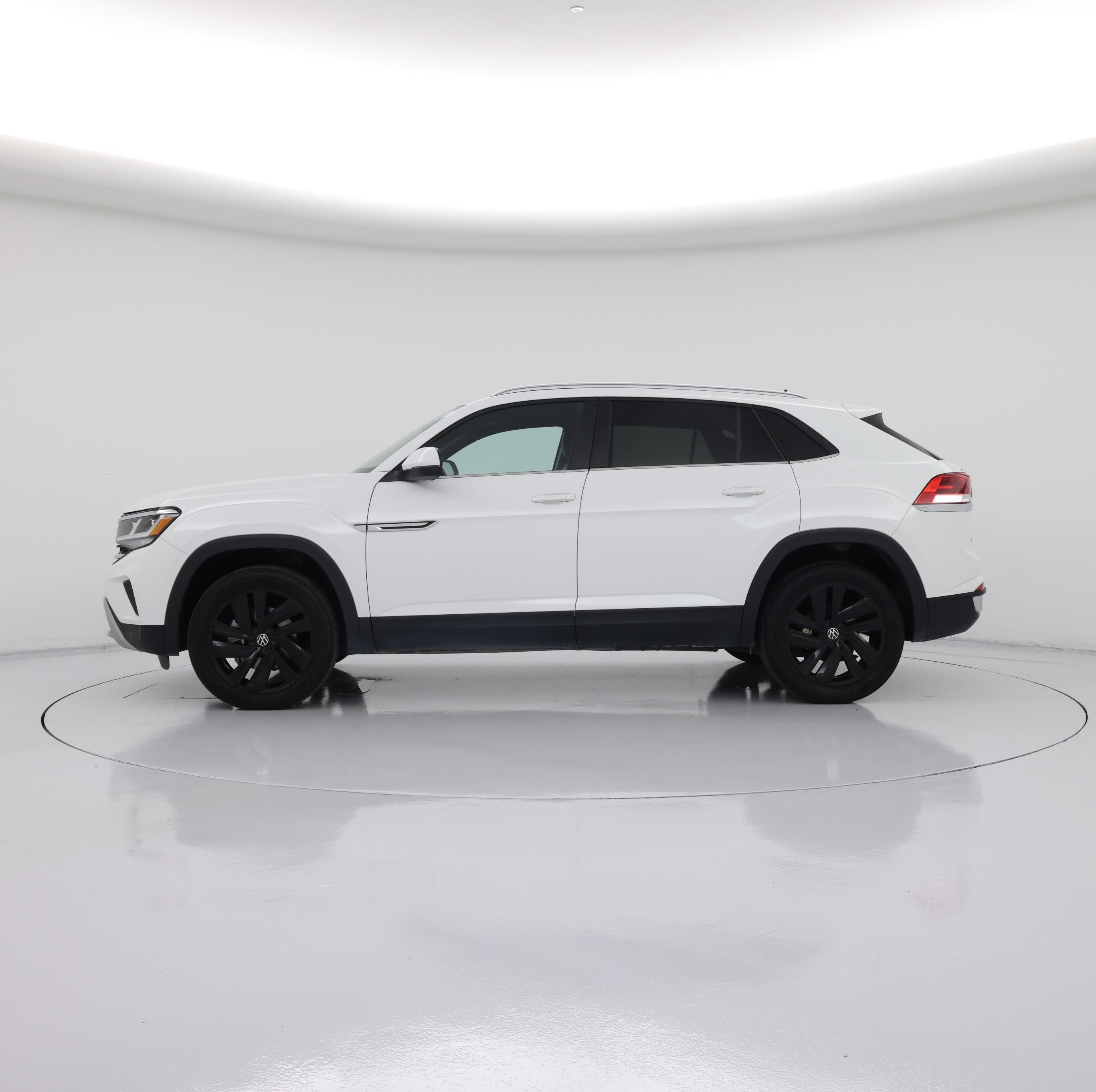 Thumbnail: 2022 Volkswagen Atlas - 3