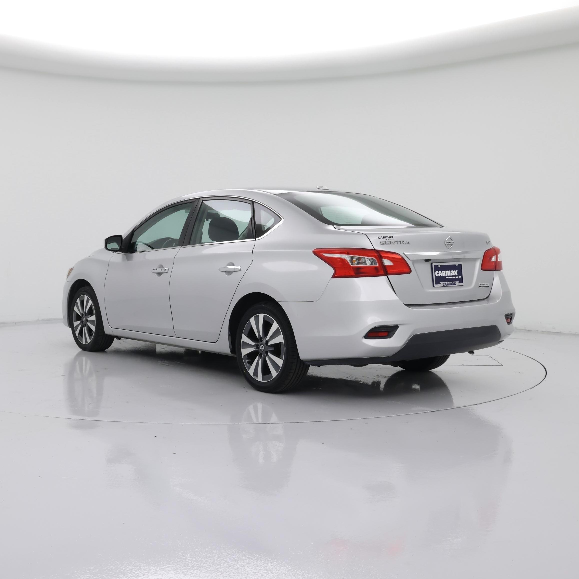 Thumbnail: 2019 Nissan Sentra - 2