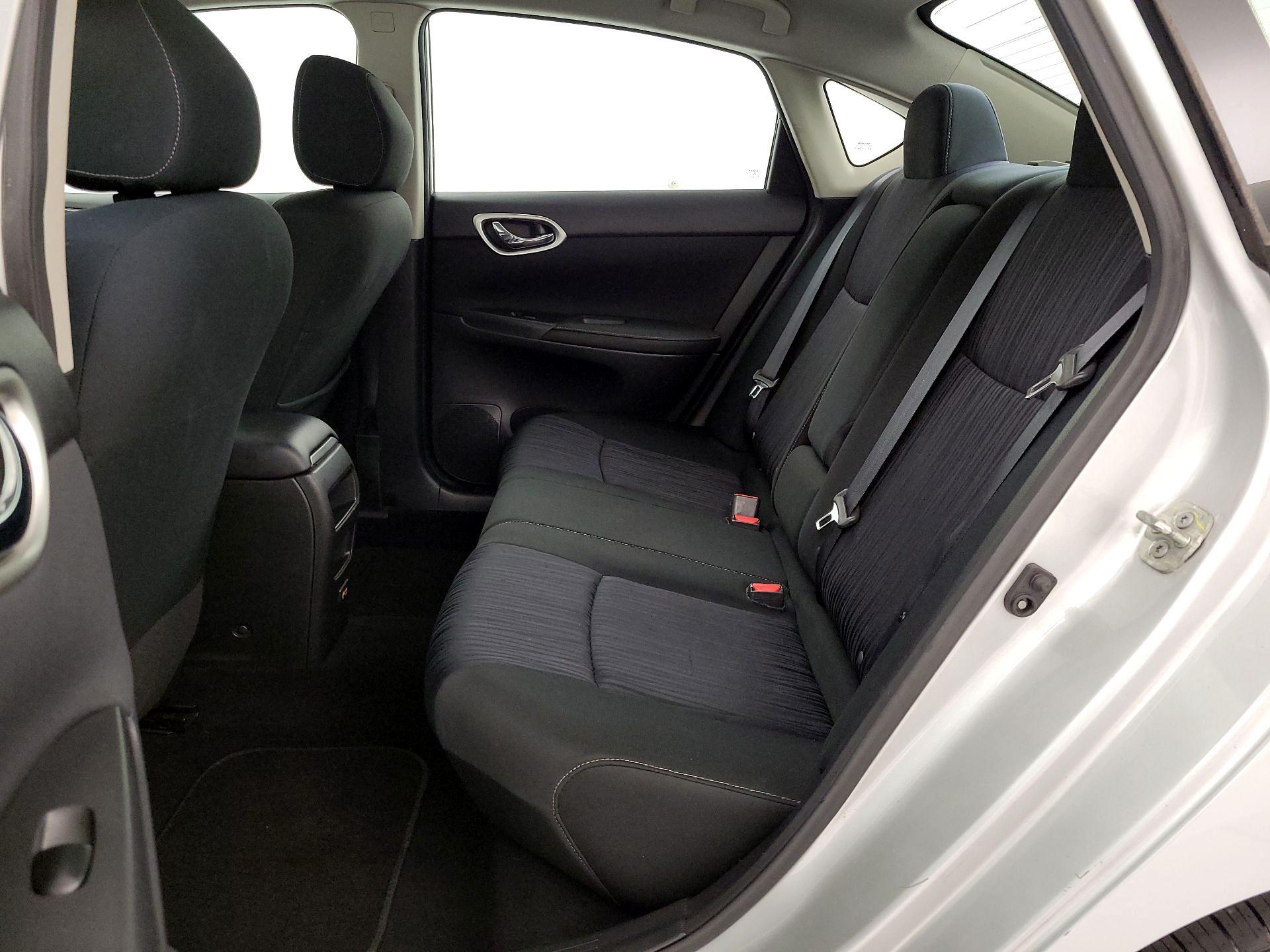 Thumbnail: 2019 Nissan Sentra - 20