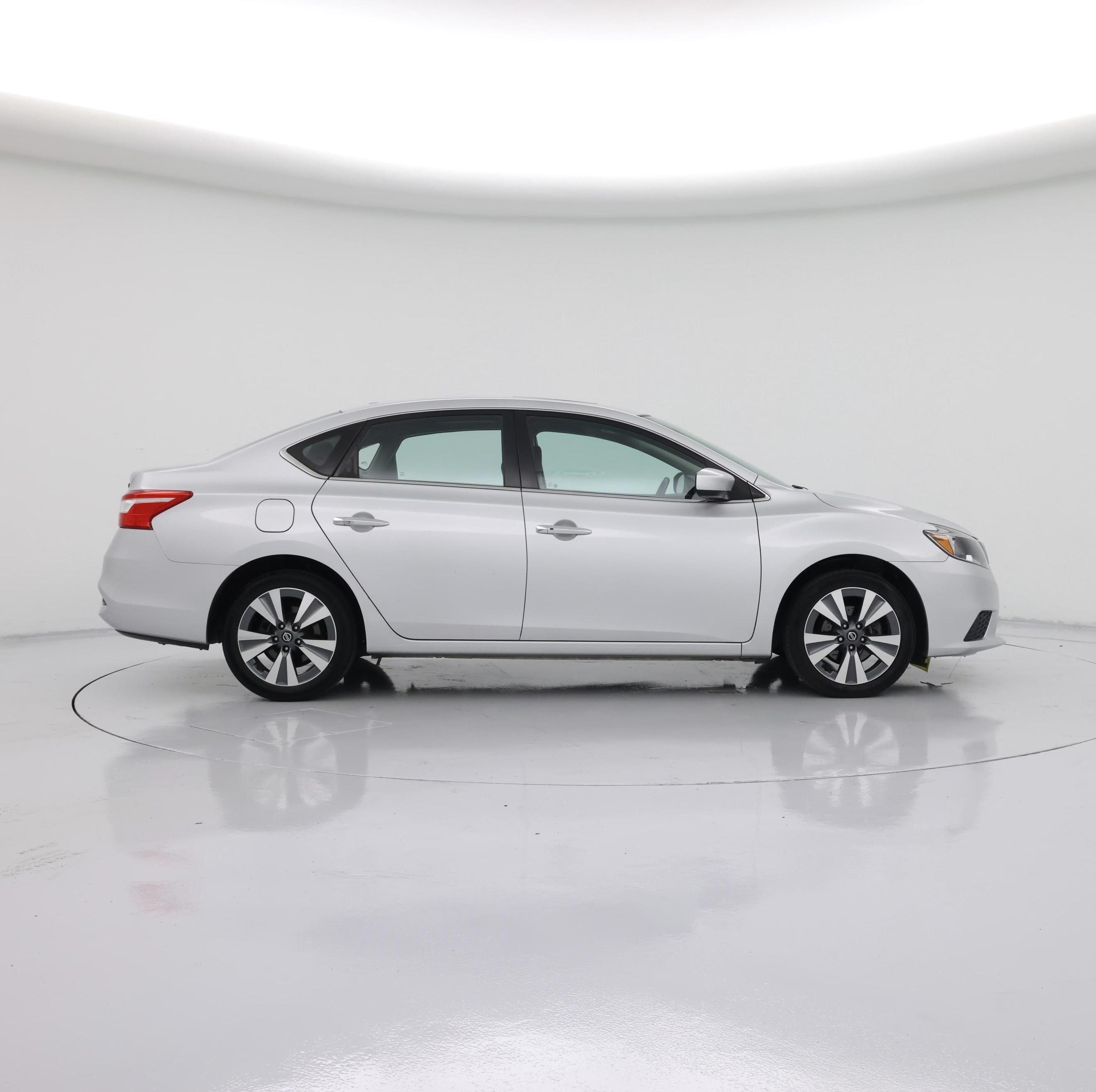 Thumbnail: 2019 Nissan Sentra - 7