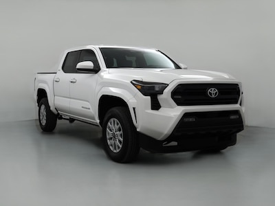 White 2024 Toyota Tacoma SR5