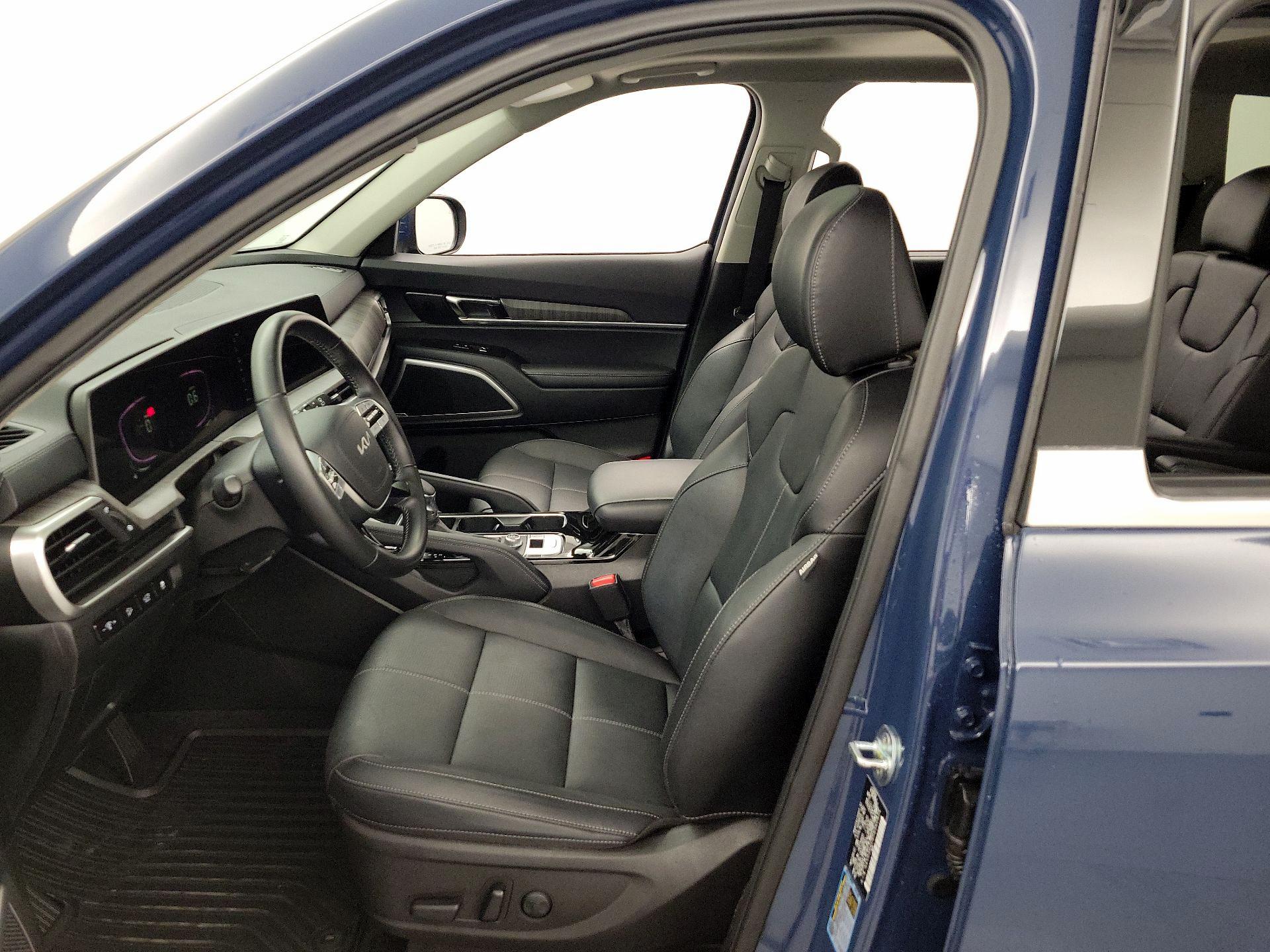 Thumbnail: 2023 Kia Telluride - 11