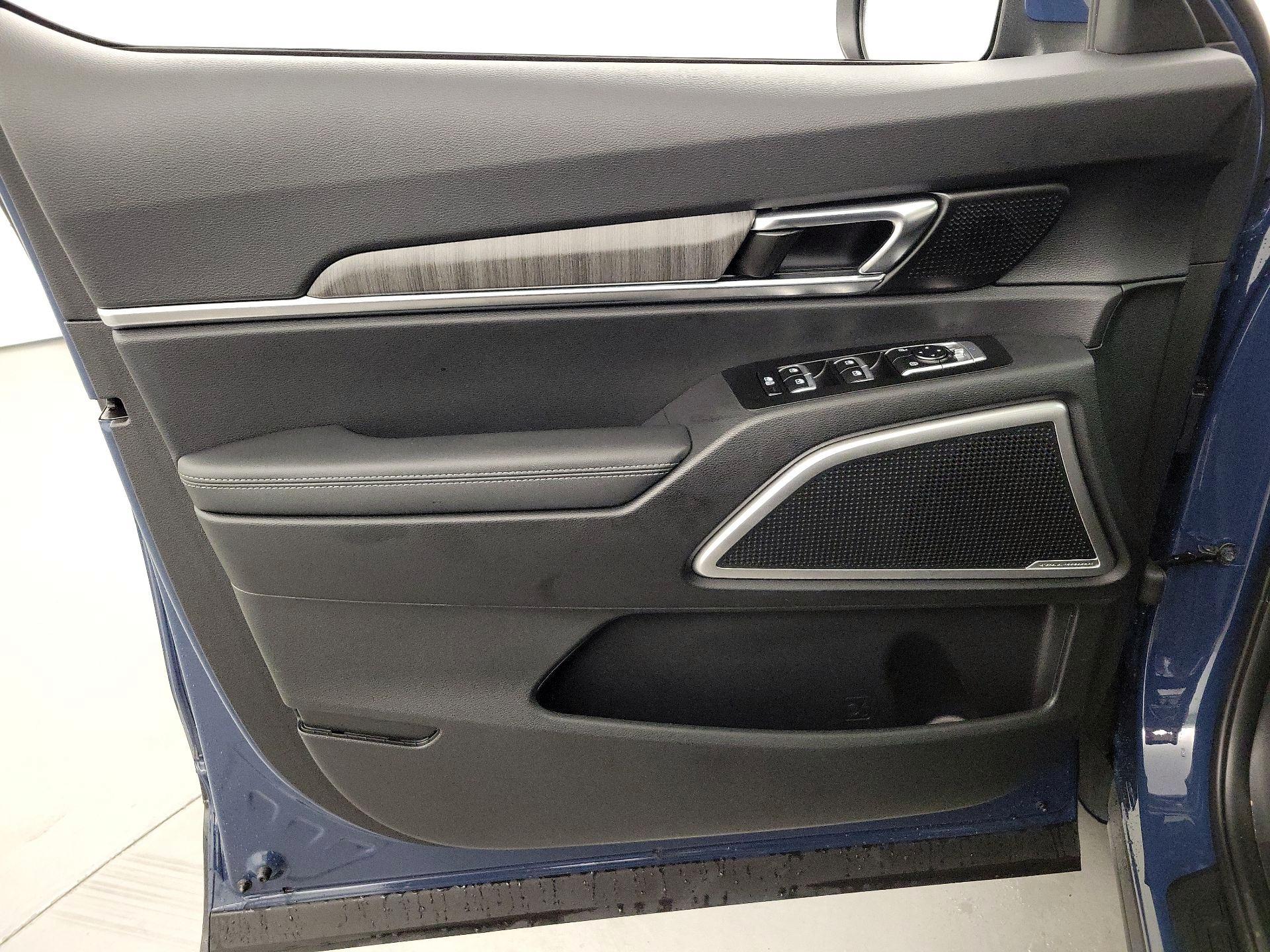 Thumbnail: 2023 Kia Telluride - 12