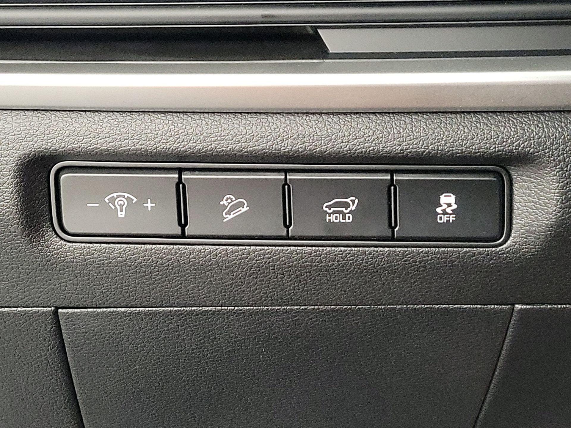 Thumbnail: 2023 Kia Telluride - 13