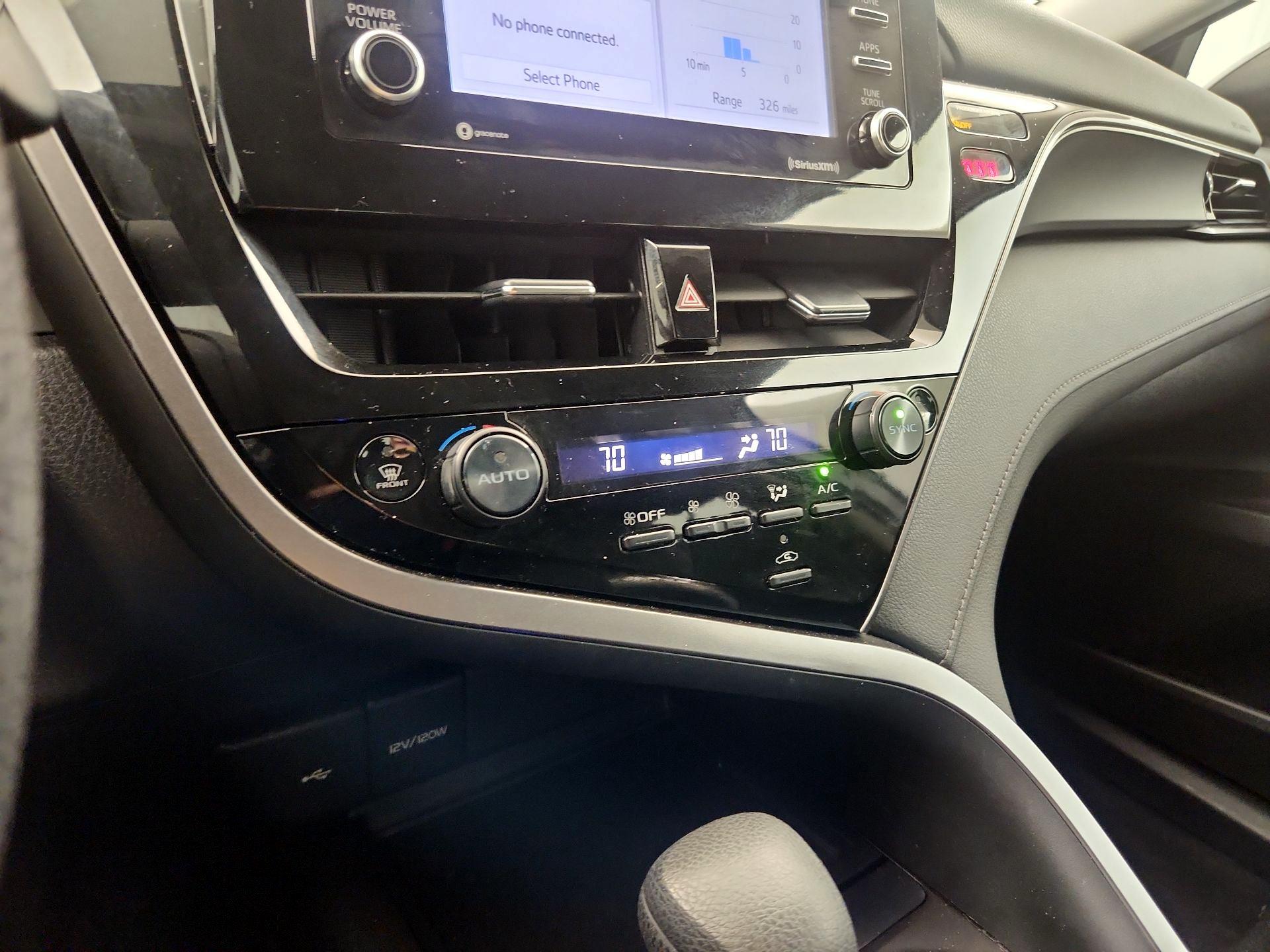 Thumbnail: 2023 Toyota Camry - 16