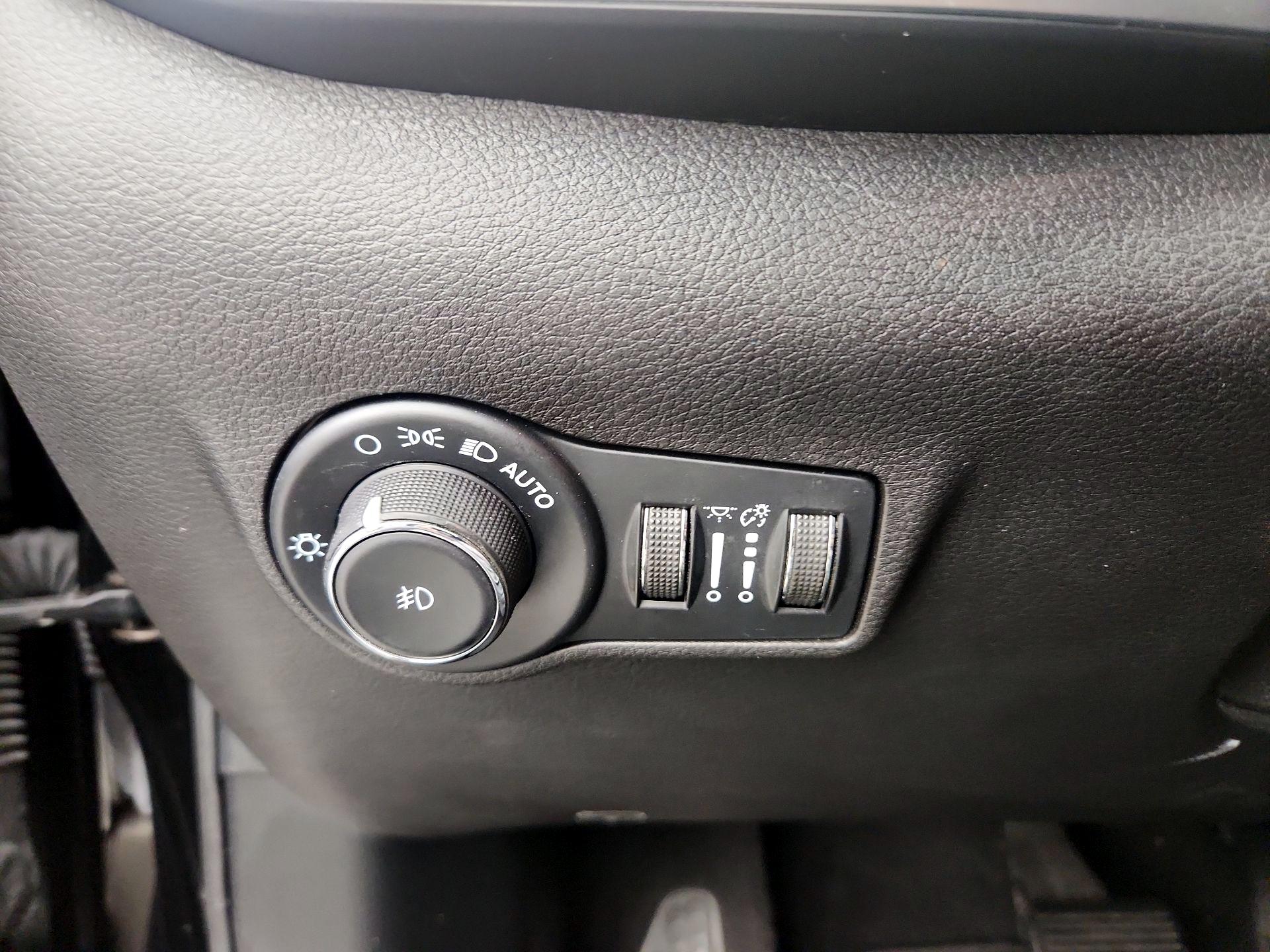 Thumbnail: 2023 Jeep Compass - 13