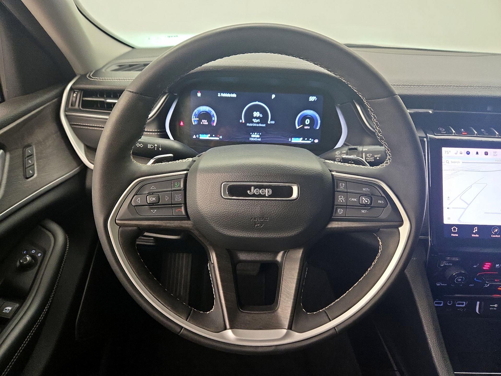 Thumbnail: 2023 Jeep Grand Cherokee L - 10