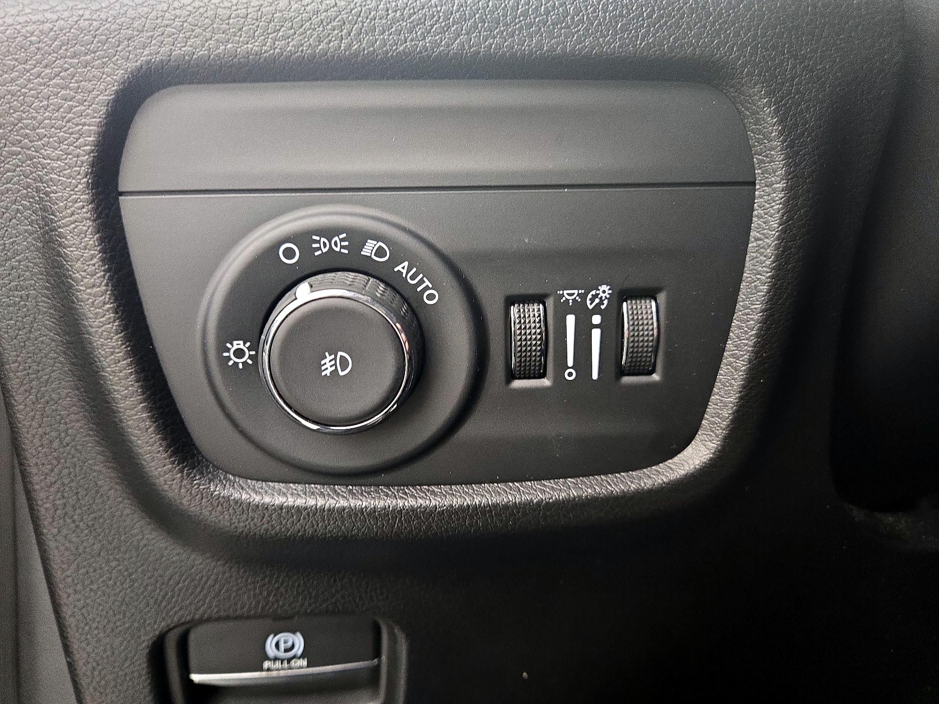 Thumbnail: 2023 Jeep Grand Cherokee L - 13