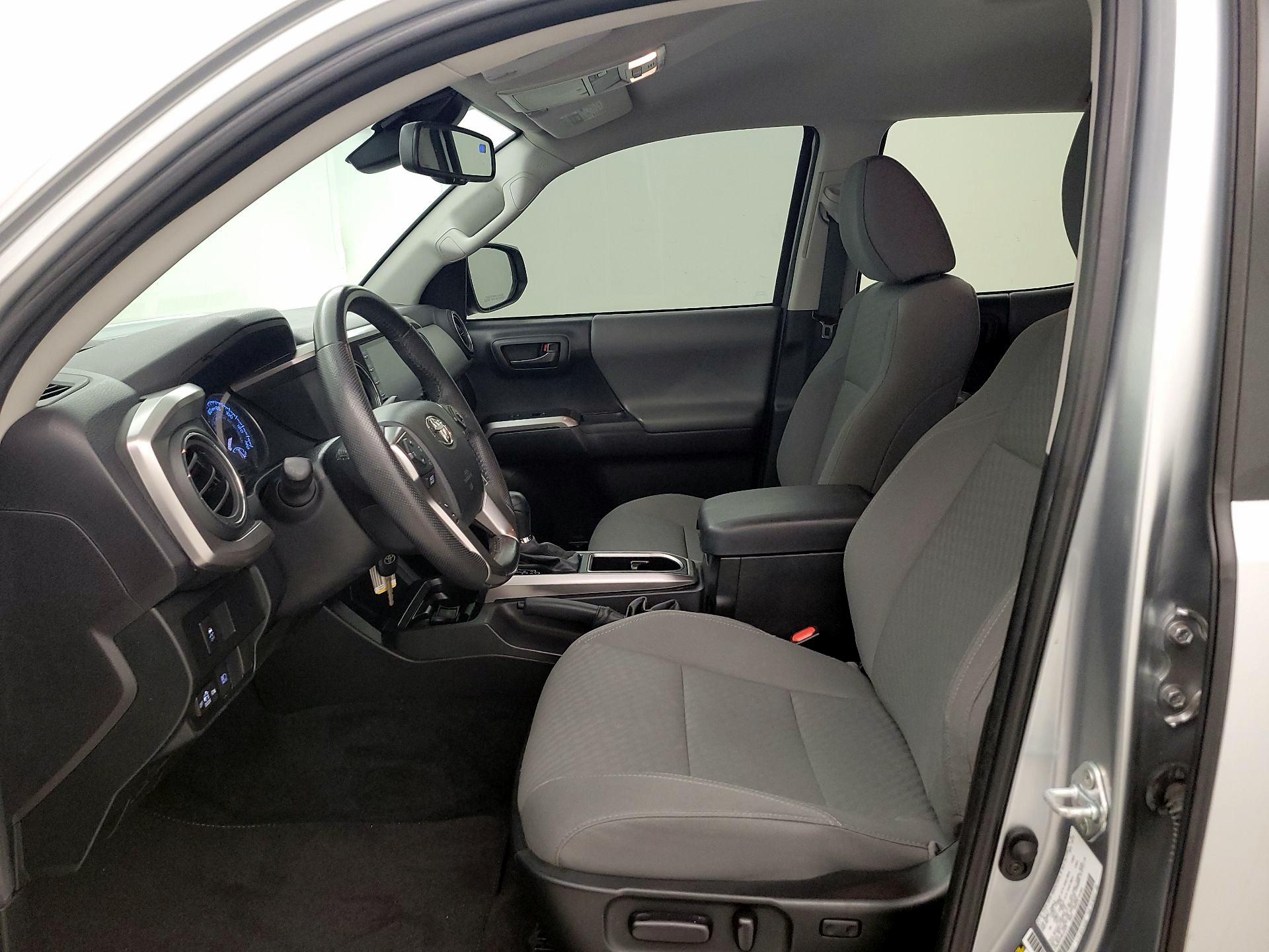 Thumbnail: 2022 Toyota Tacoma - 11