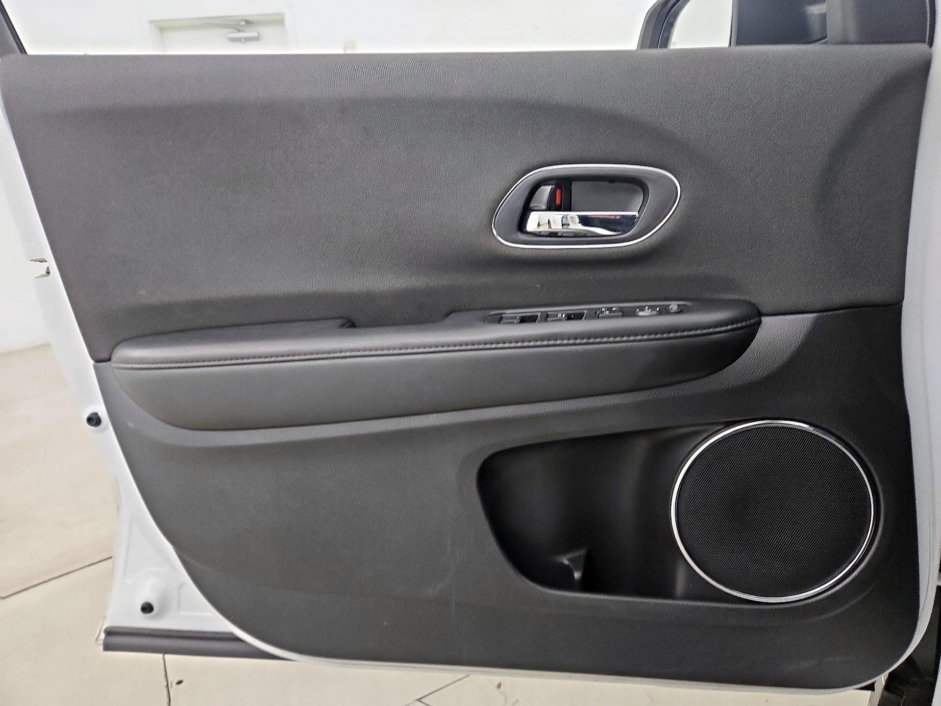 Thumbnail: 2021 Honda HR-V - 12