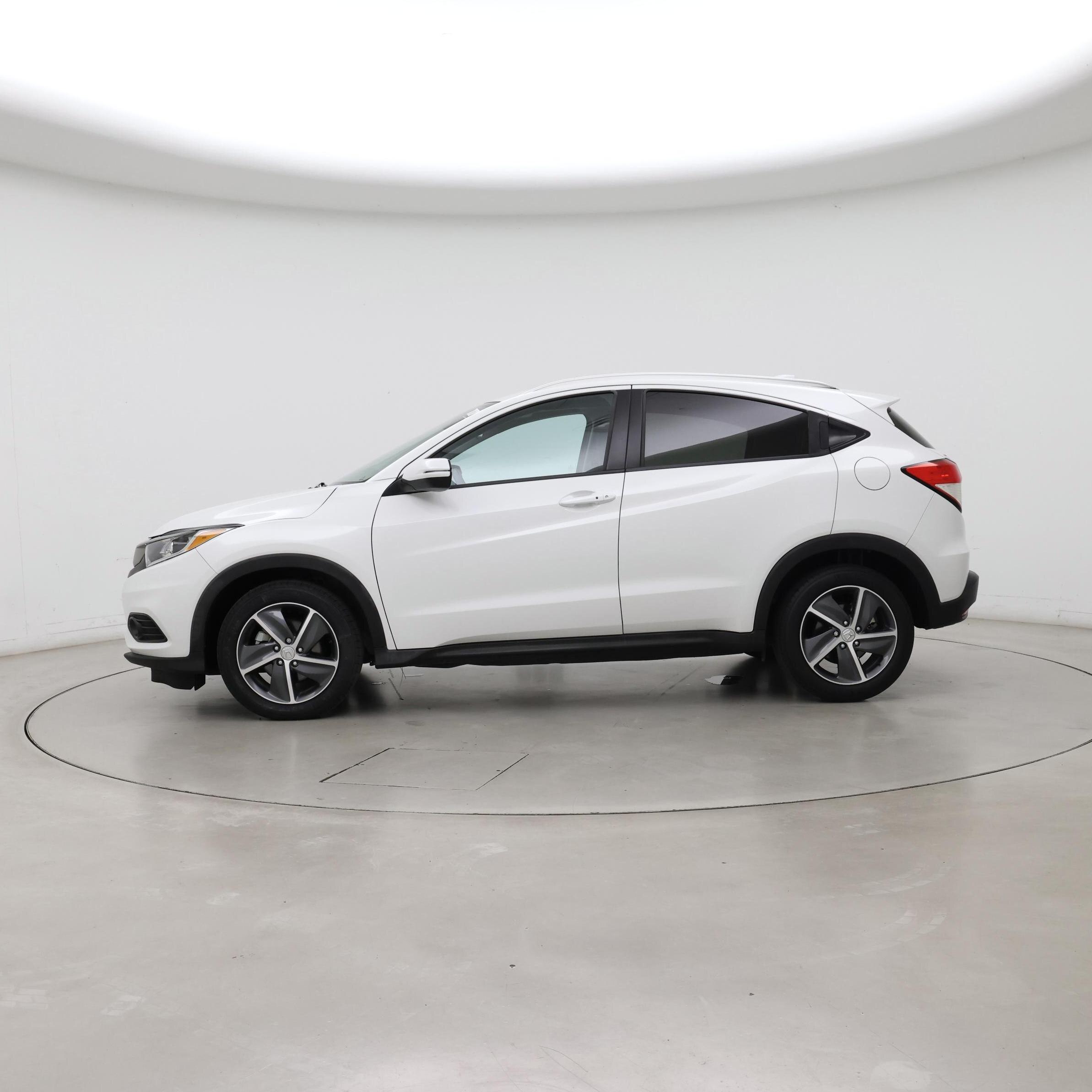 Thumbnail: 2021 Honda HR-V - 3