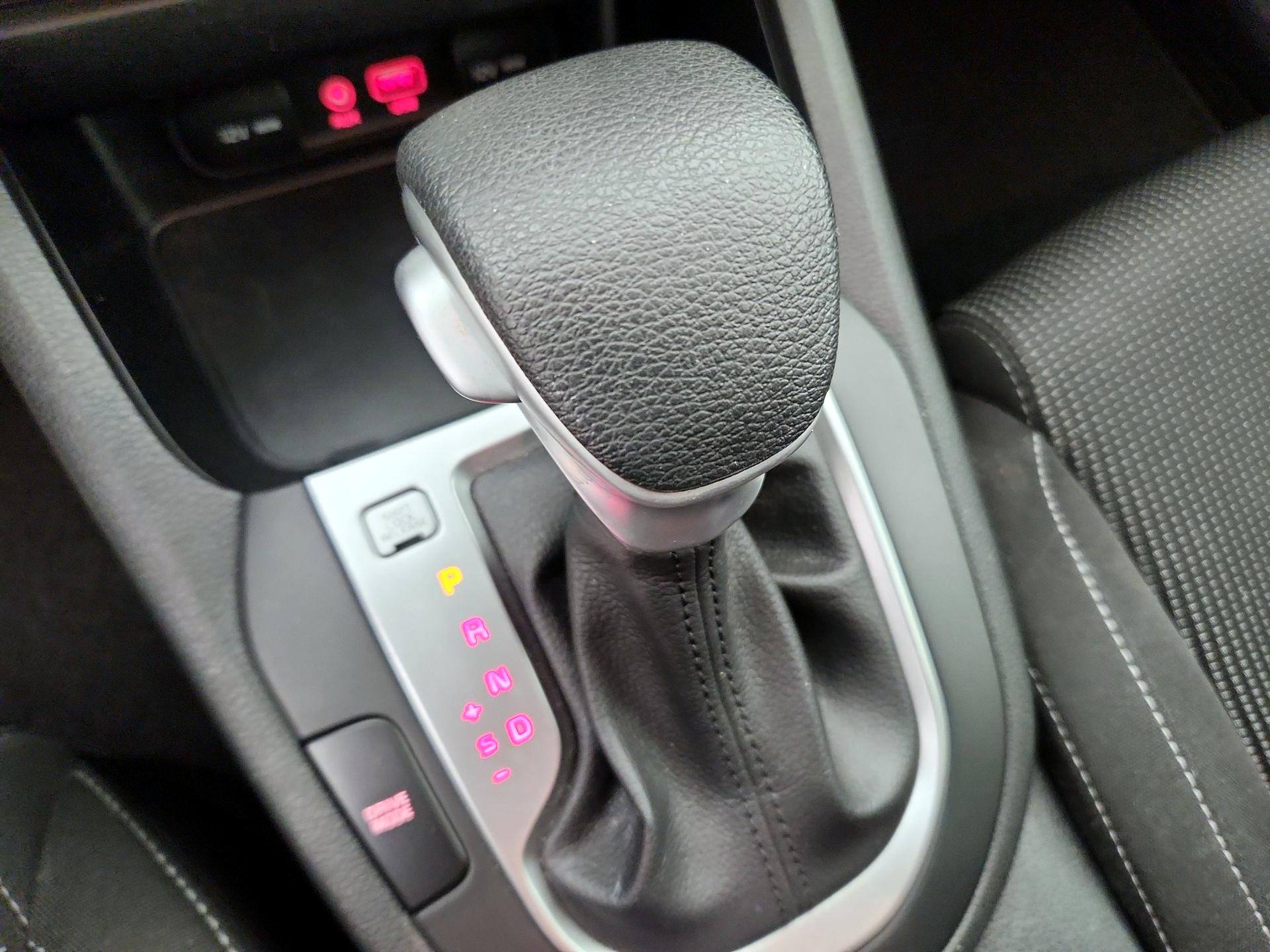 Thumbnail: 2021 Kia Forte - 17