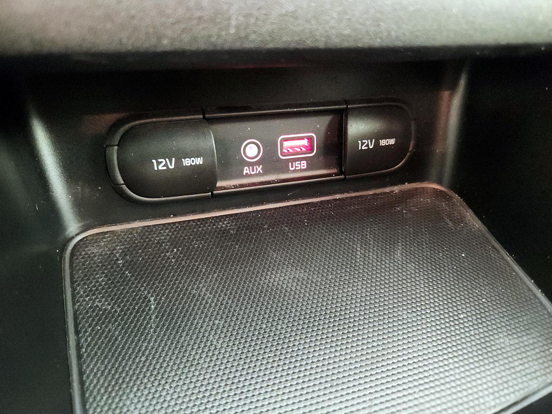 Thumbnail: 2021 Kia Forte - 18