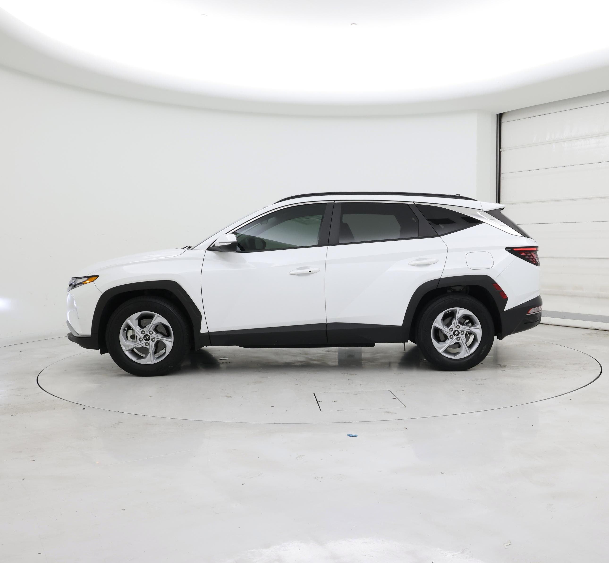 Thumbnail: 2022 Hyundai Tucson - 3