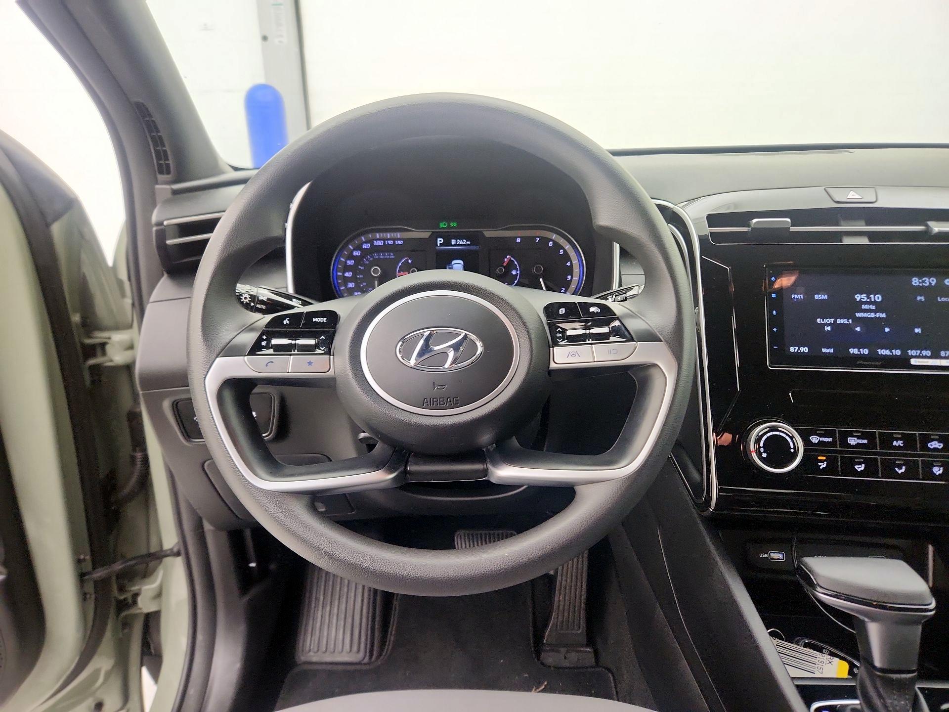 Thumbnail: 2022 Hyundai Santa Cruz - 10