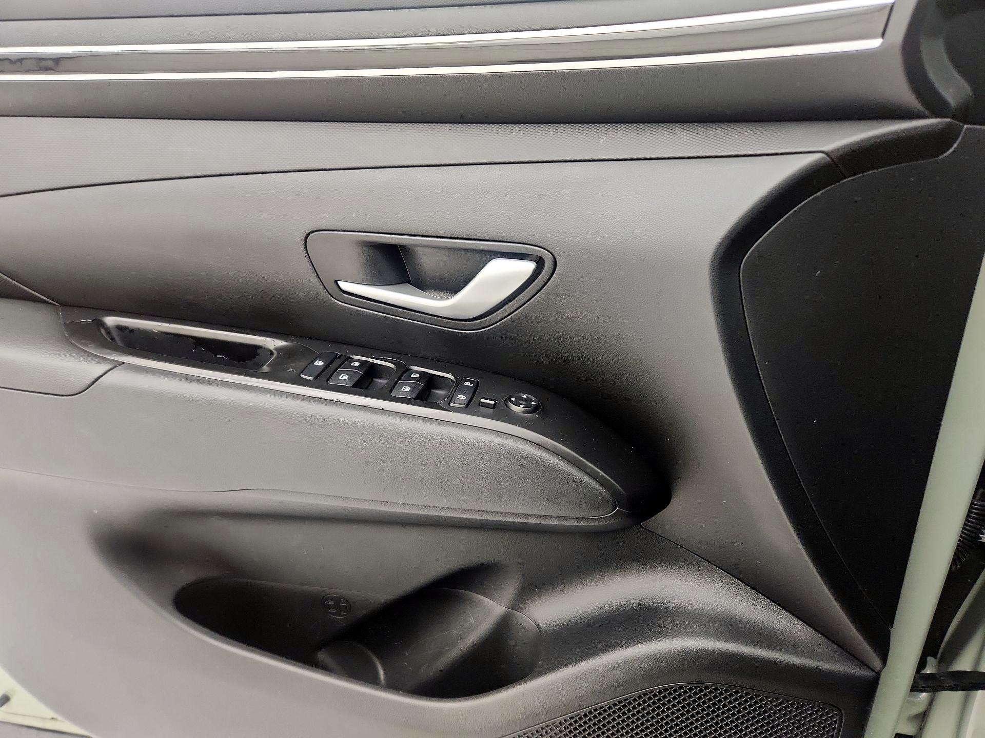 Thumbnail: 2022 Hyundai Santa Cruz - 12