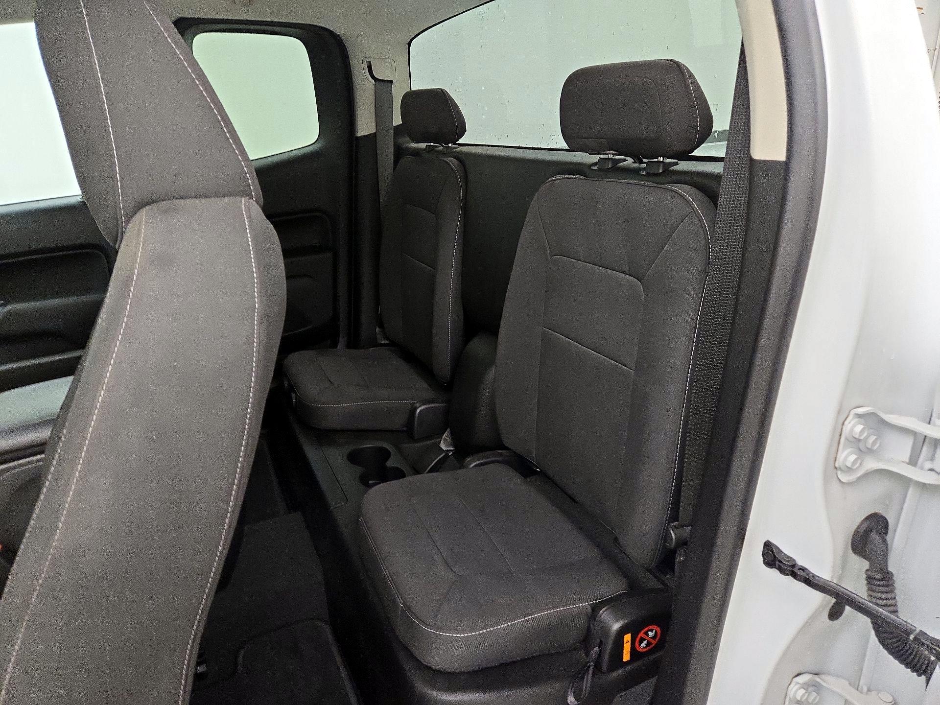 Thumbnail: 2021 Chevrolet Colorado - 19