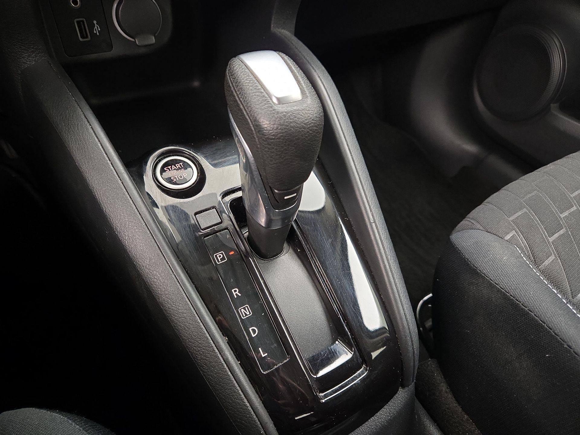 Thumbnail: 2022 Nissan Kicks - 17