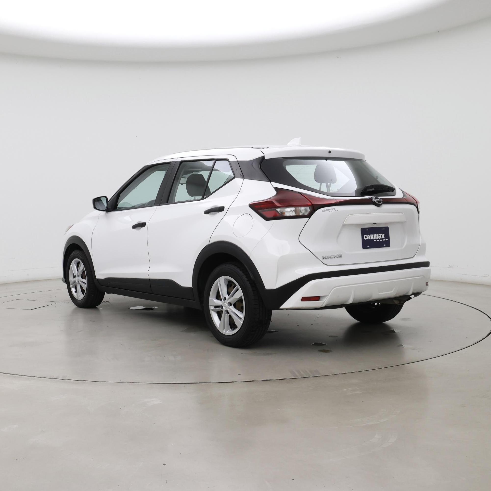 Thumbnail: 2022 Nissan Kicks - 2