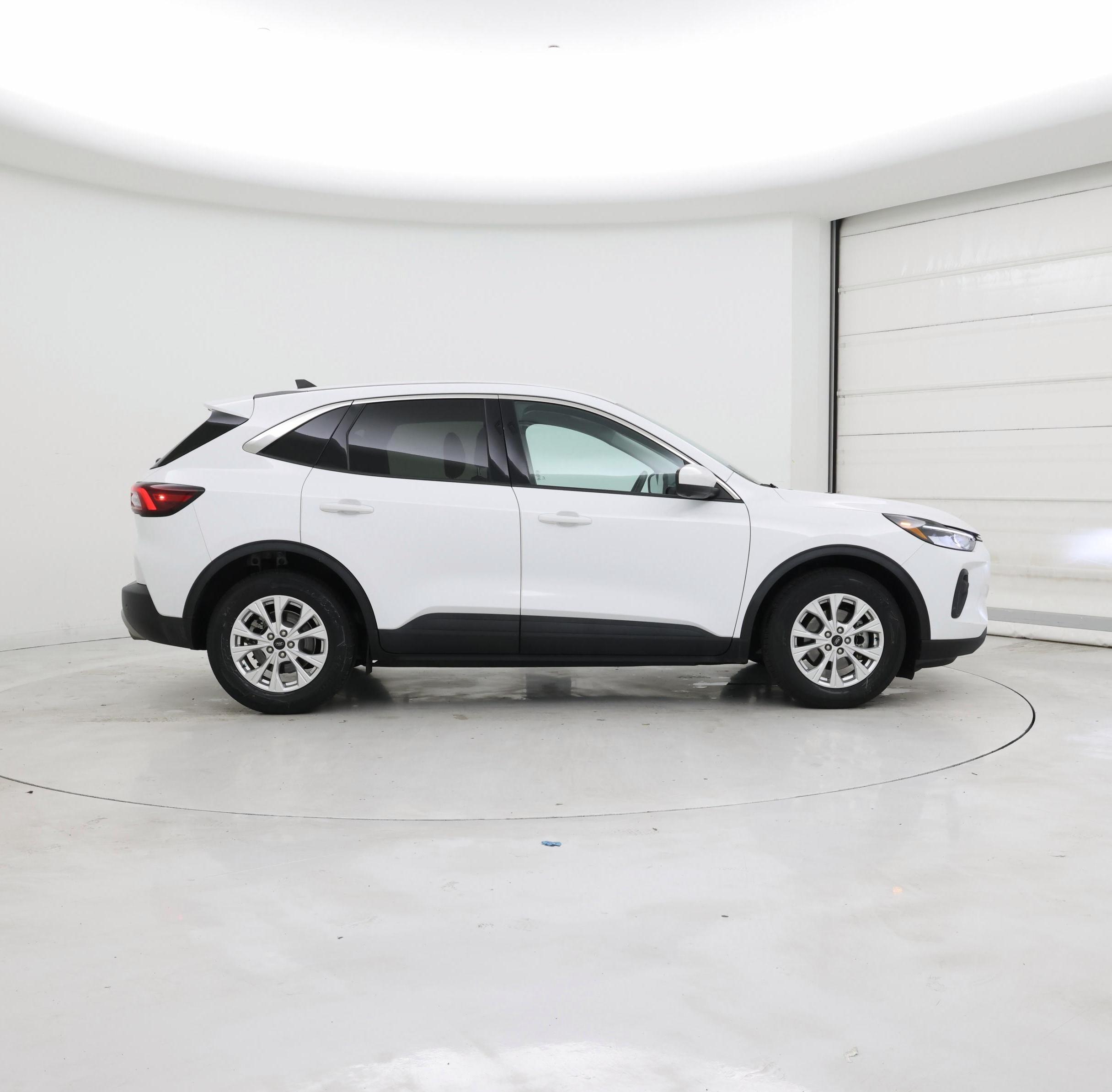 Thumbnail: 2023 Ford Escape - 7