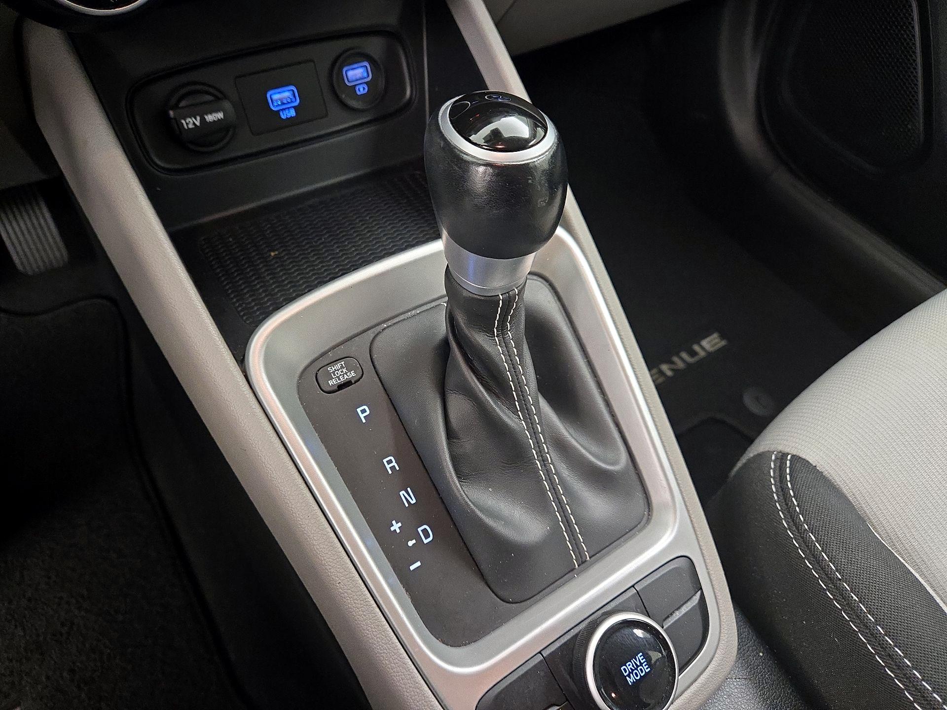 Thumbnail: 2021 Hyundai Venue - 17