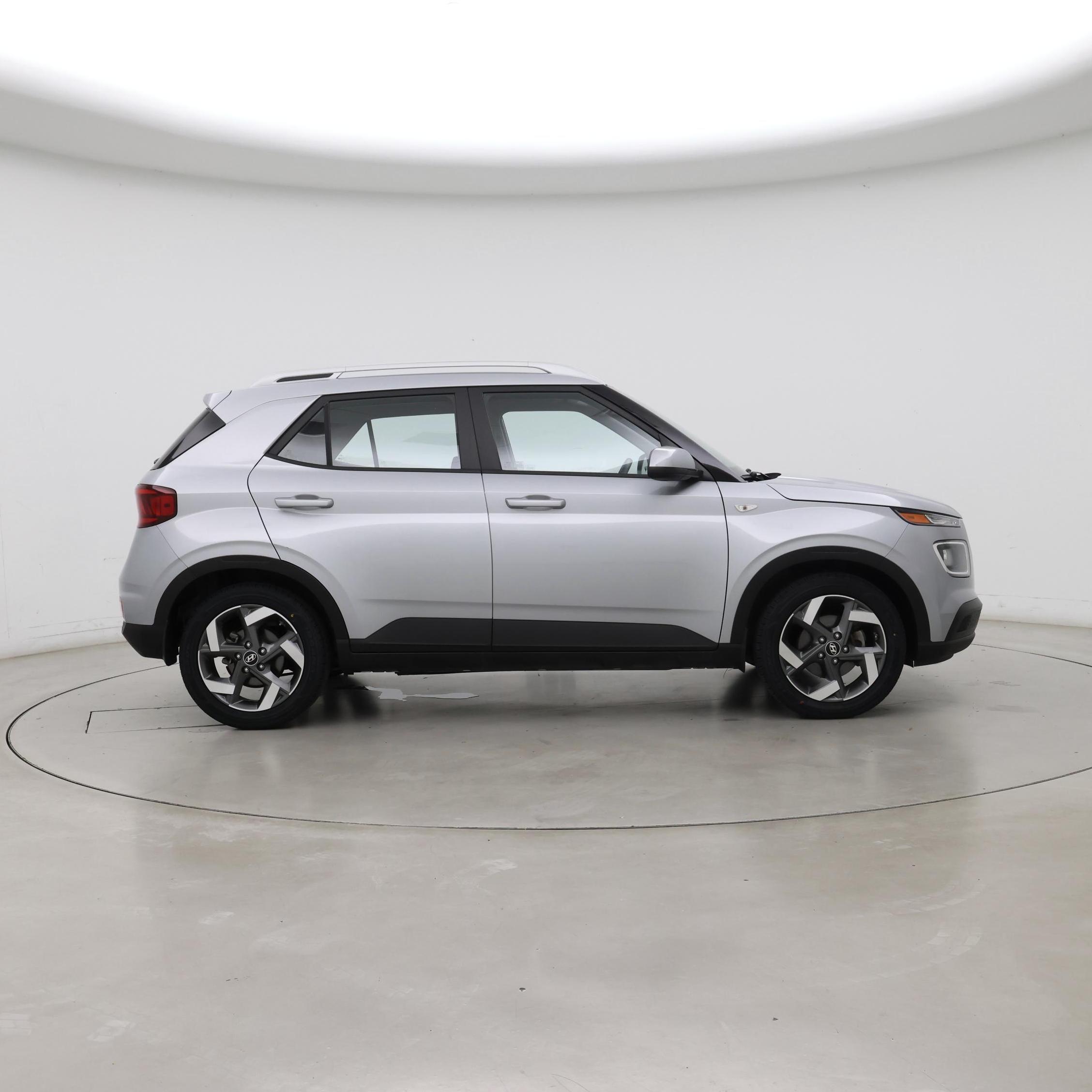 Thumbnail: 2021 Hyundai Venue - 7