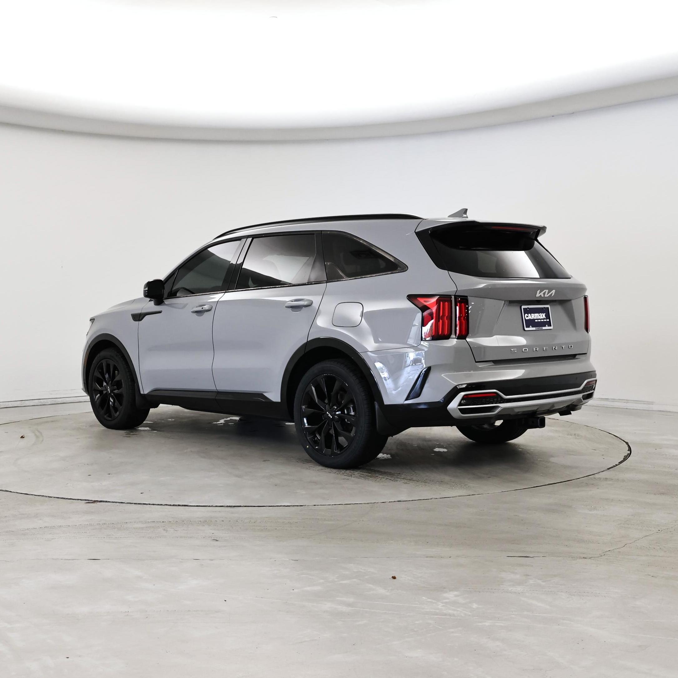Thumbnail: 2022 Kia Sorento - 2