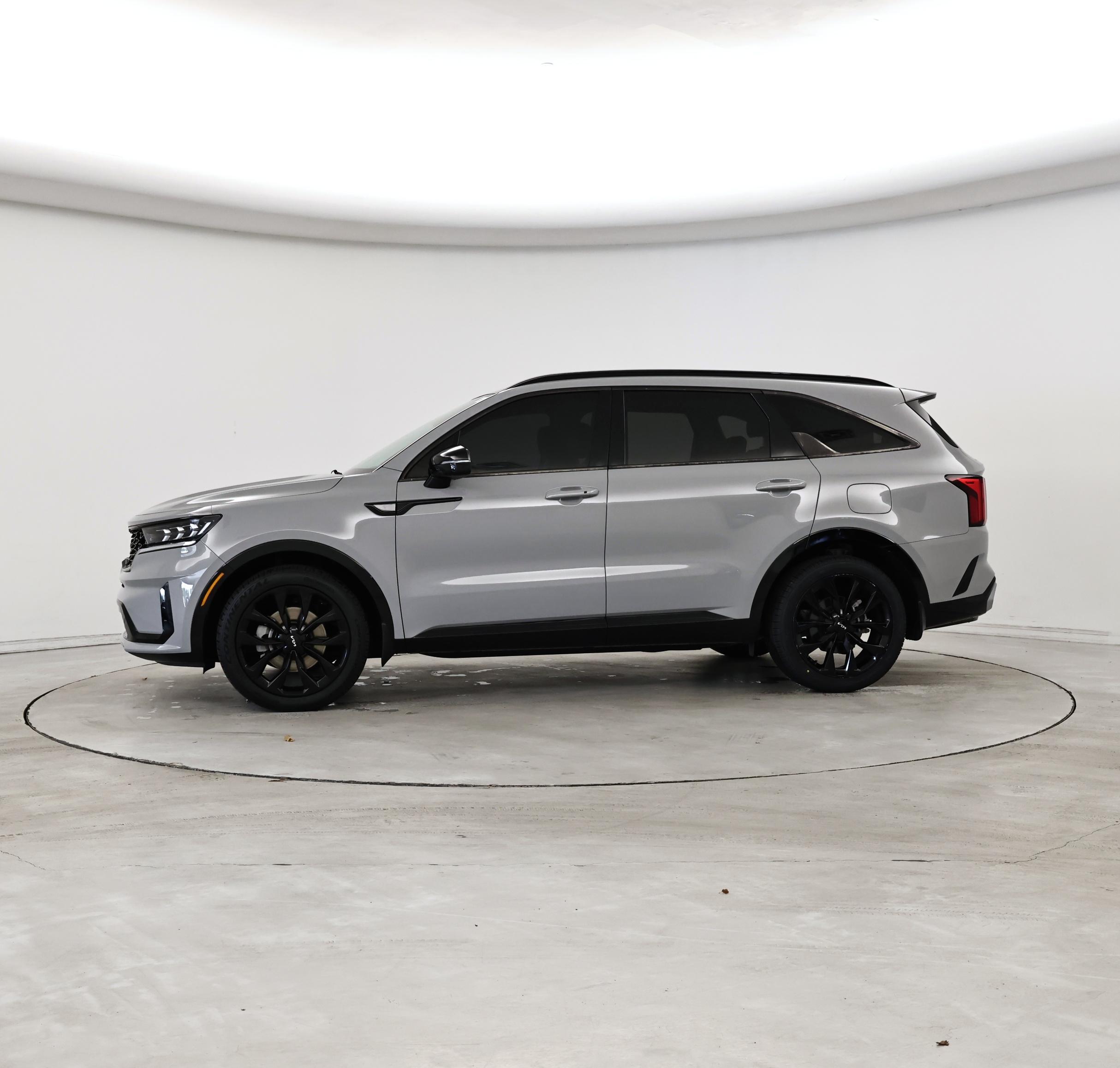 Thumbnail: 2022 Kia Sorento - 3