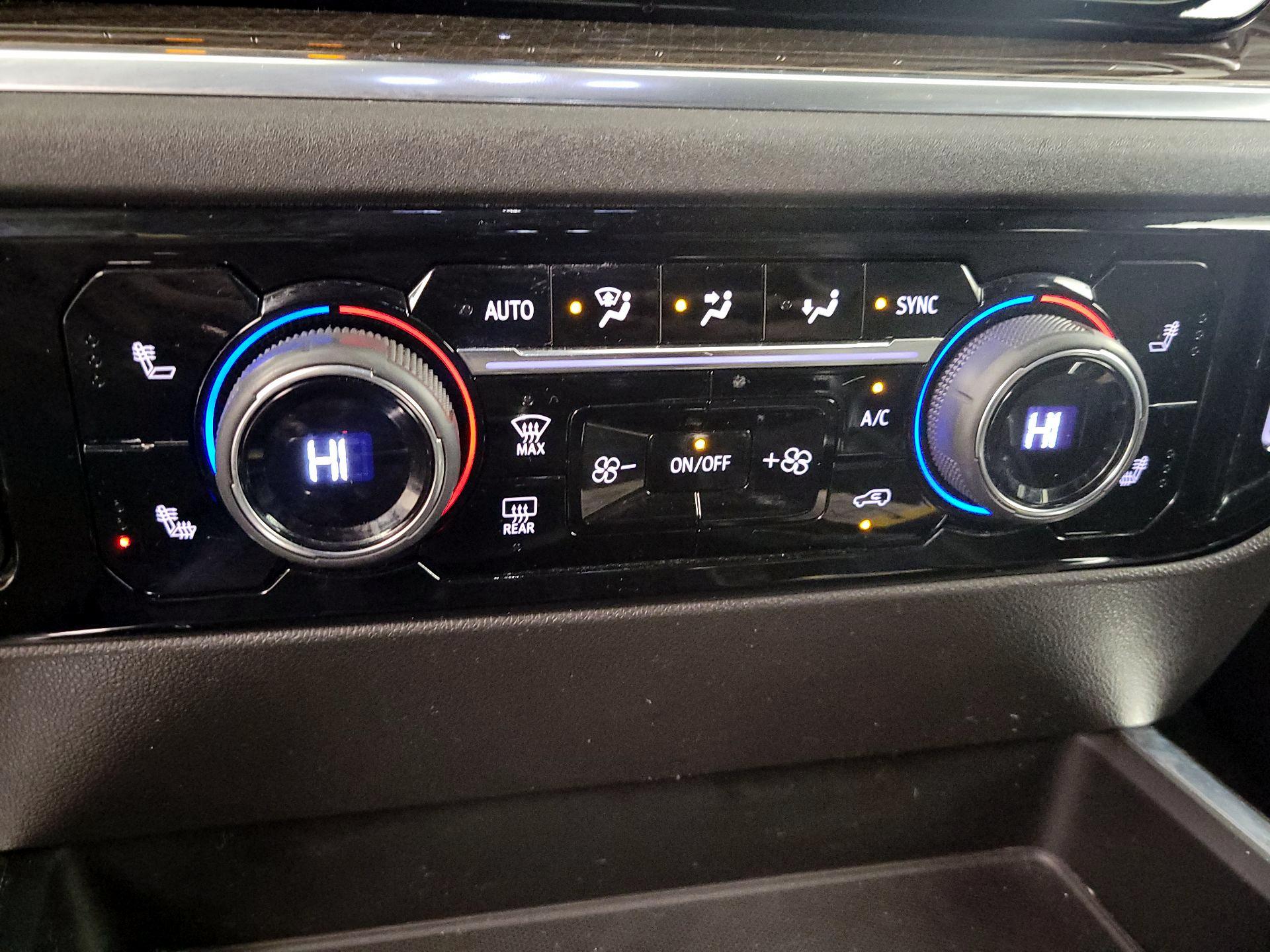 Thumbnail: 2022 Chevrolet Silverado 1500 - 17