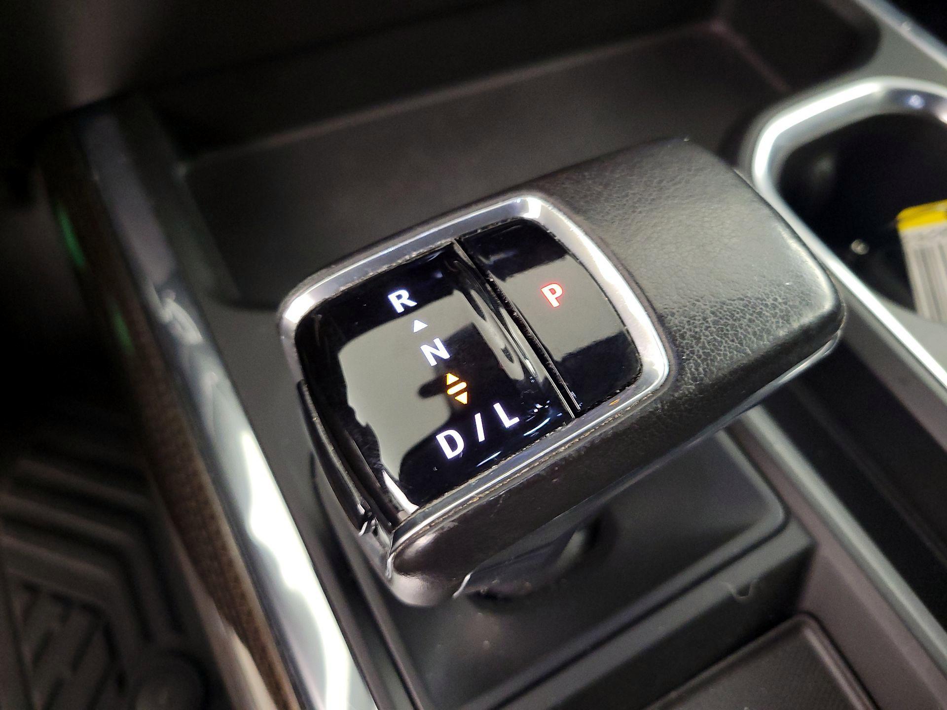 Thumbnail: 2022 Chevrolet Silverado 1500 - 18