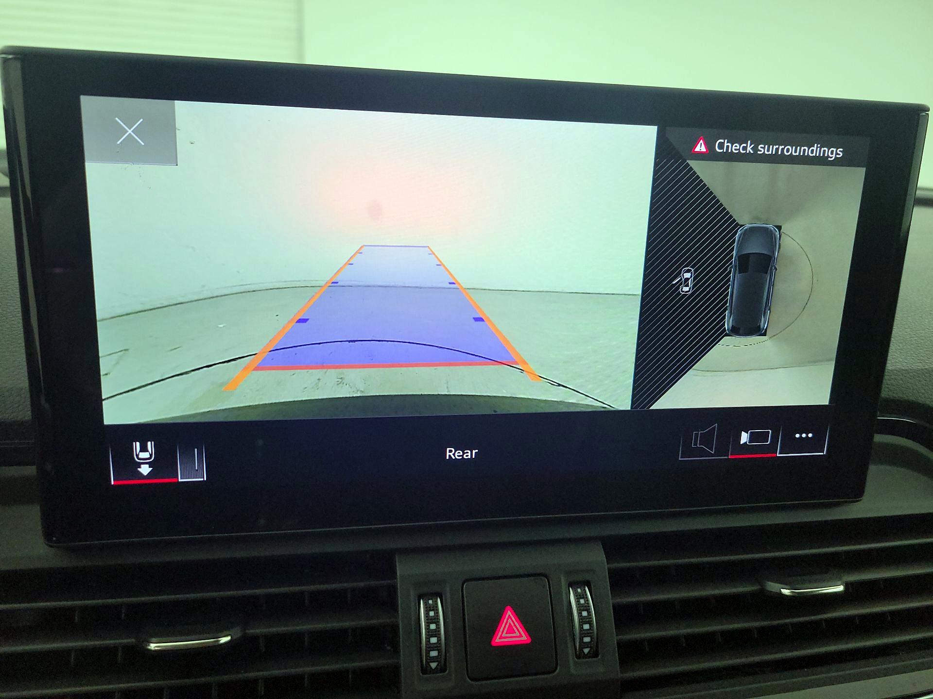 Thumbnail: 2023 Audi Q5 - 14