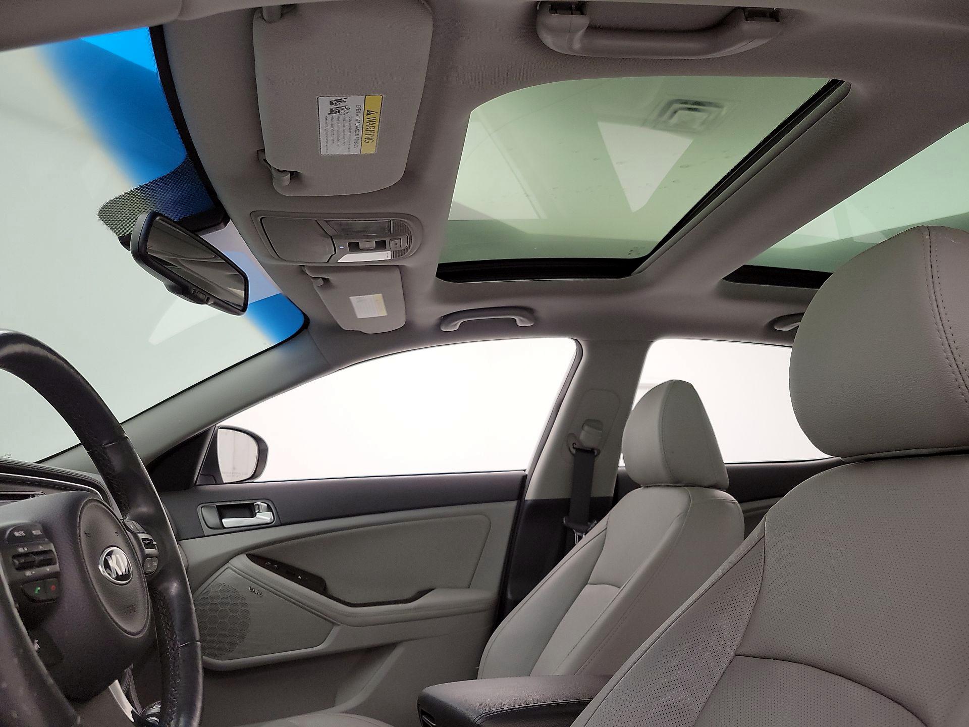 Thumbnail: 2015 Kia Optima - 19