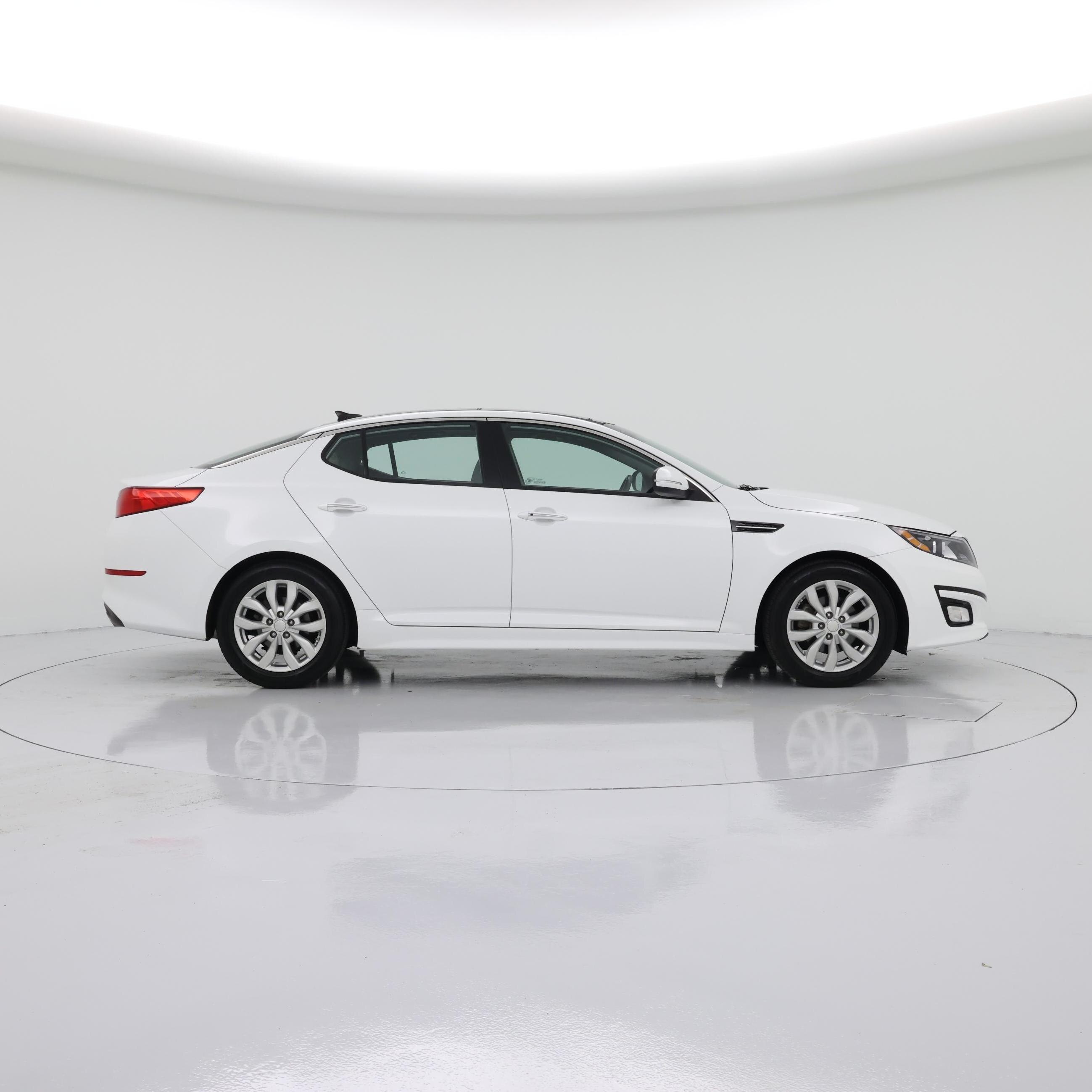 Thumbnail: 2015 Kia Optima - 7