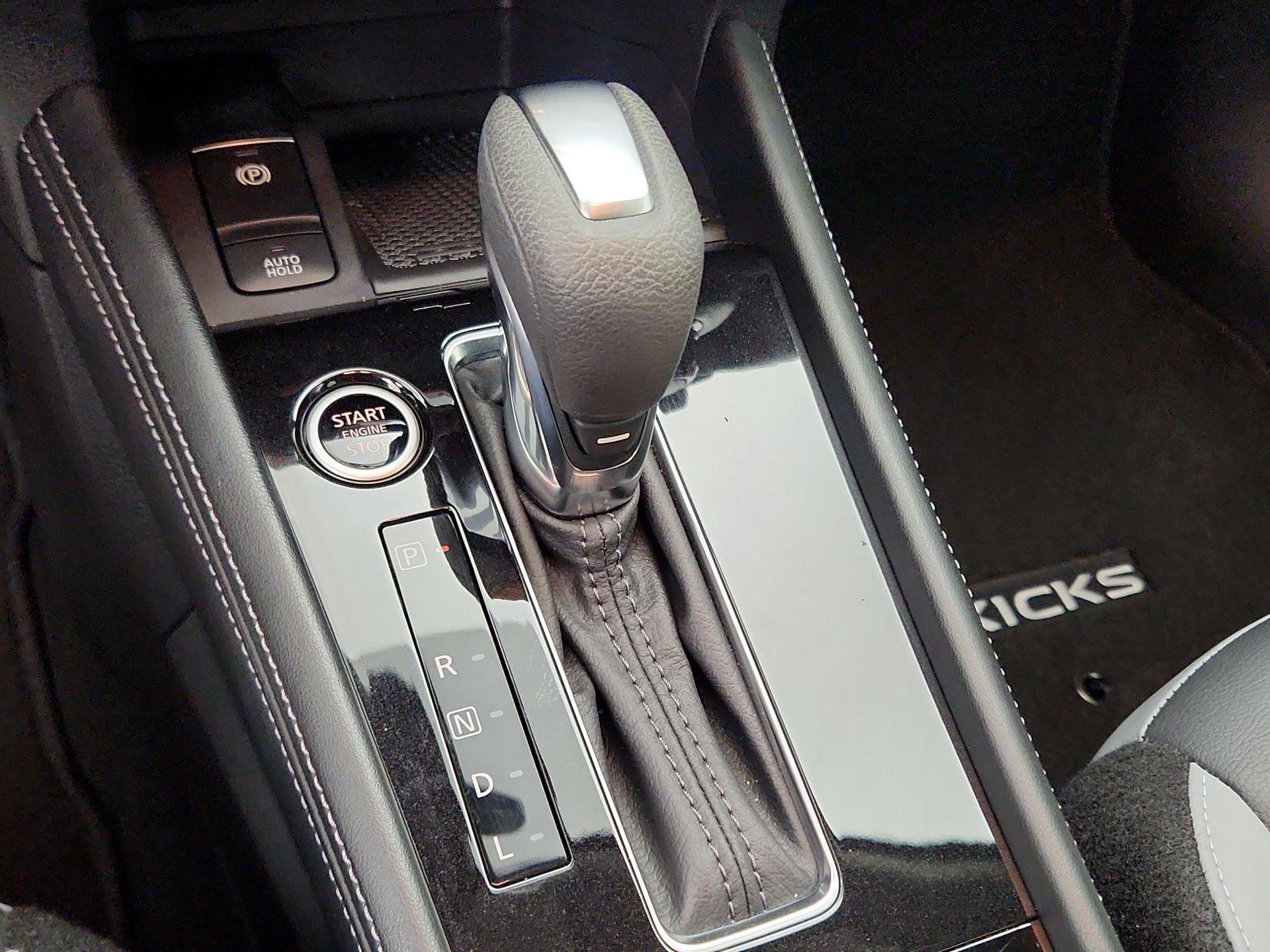 Thumbnail: 2024 Nissan Kicks - 17