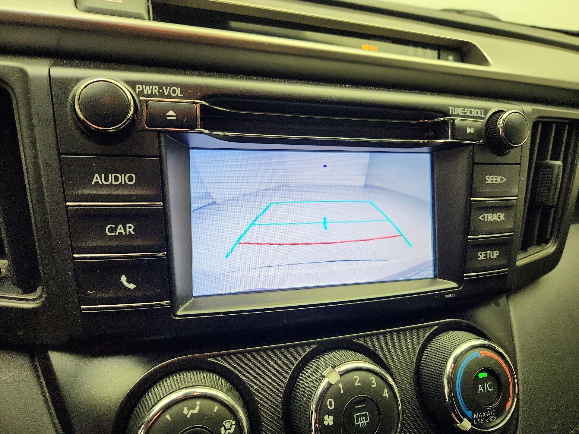 Thumbnail: 2018 Toyota RAV4 - 14