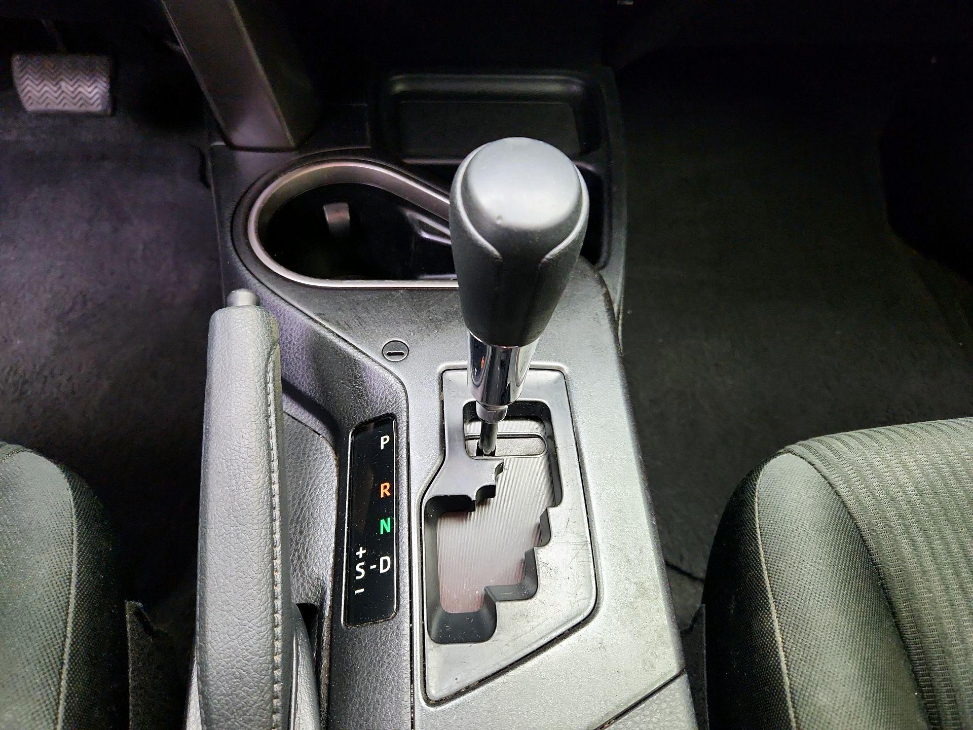 Thumbnail: 2018 Toyota RAV4 - 17