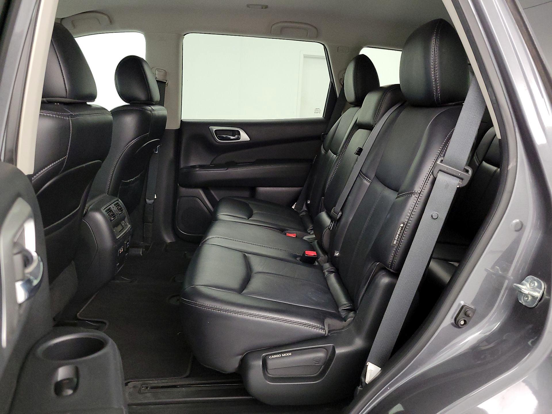 Thumbnail: 2019 Nissan Pathfinder - 20