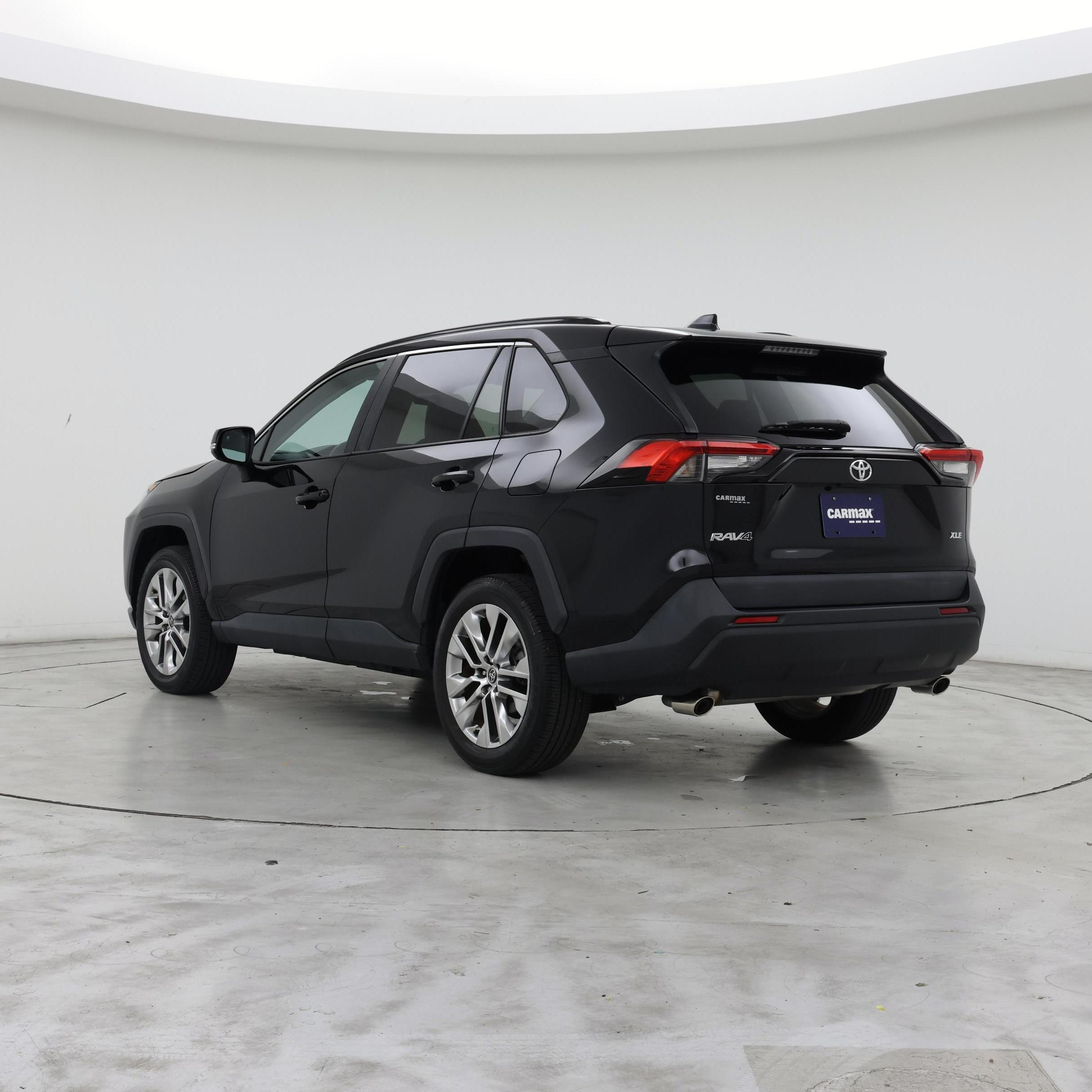 Thumbnail: 2021 Toyota RAV4 - 2