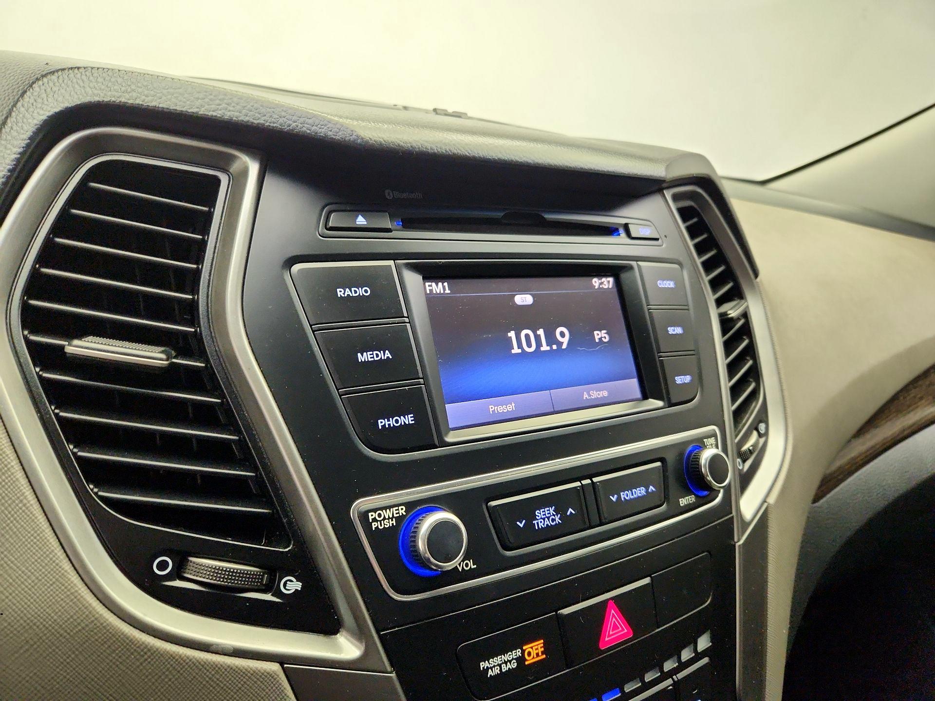 Thumbnail: 2018 Hyundai Santa Fe - 15