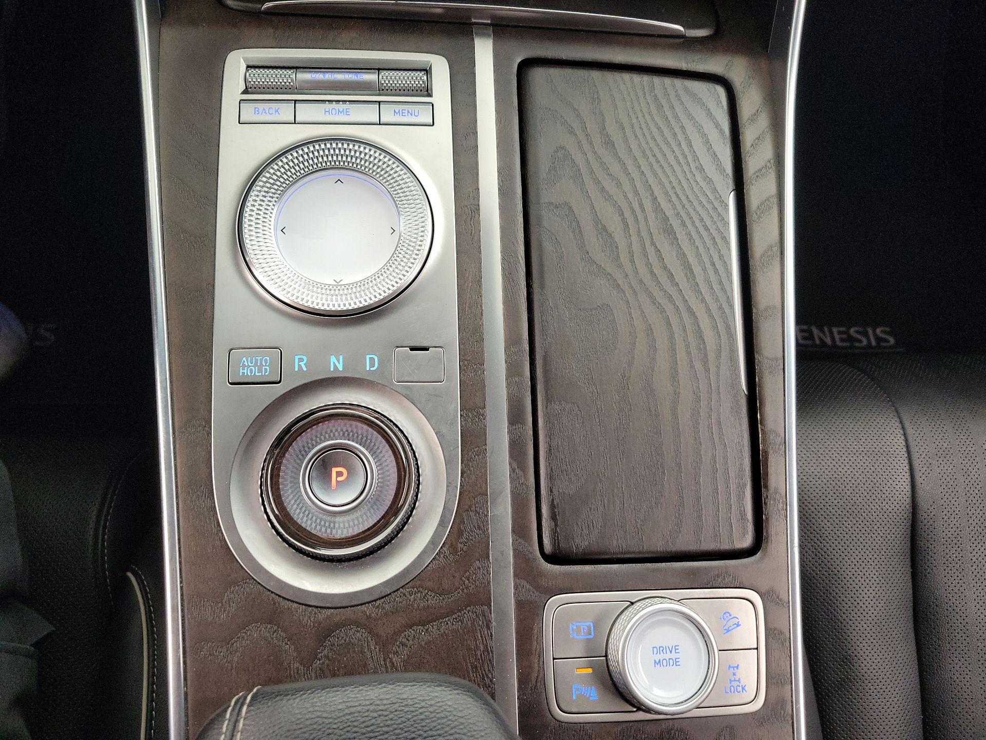 Thumbnail: 2022 Genesis GV80 - 18