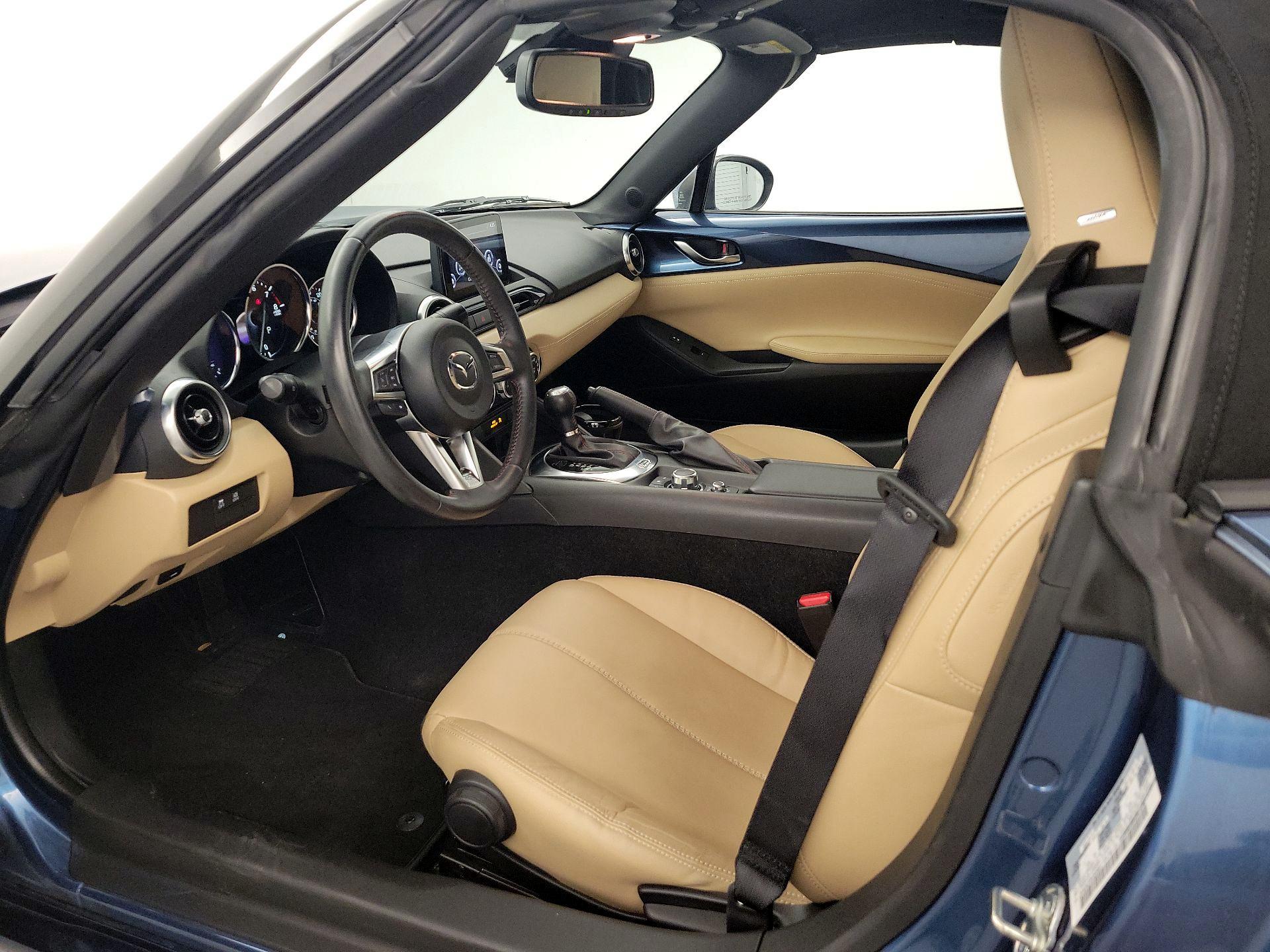 Thumbnail: 2019 Mazda MX-5 Miata - 11