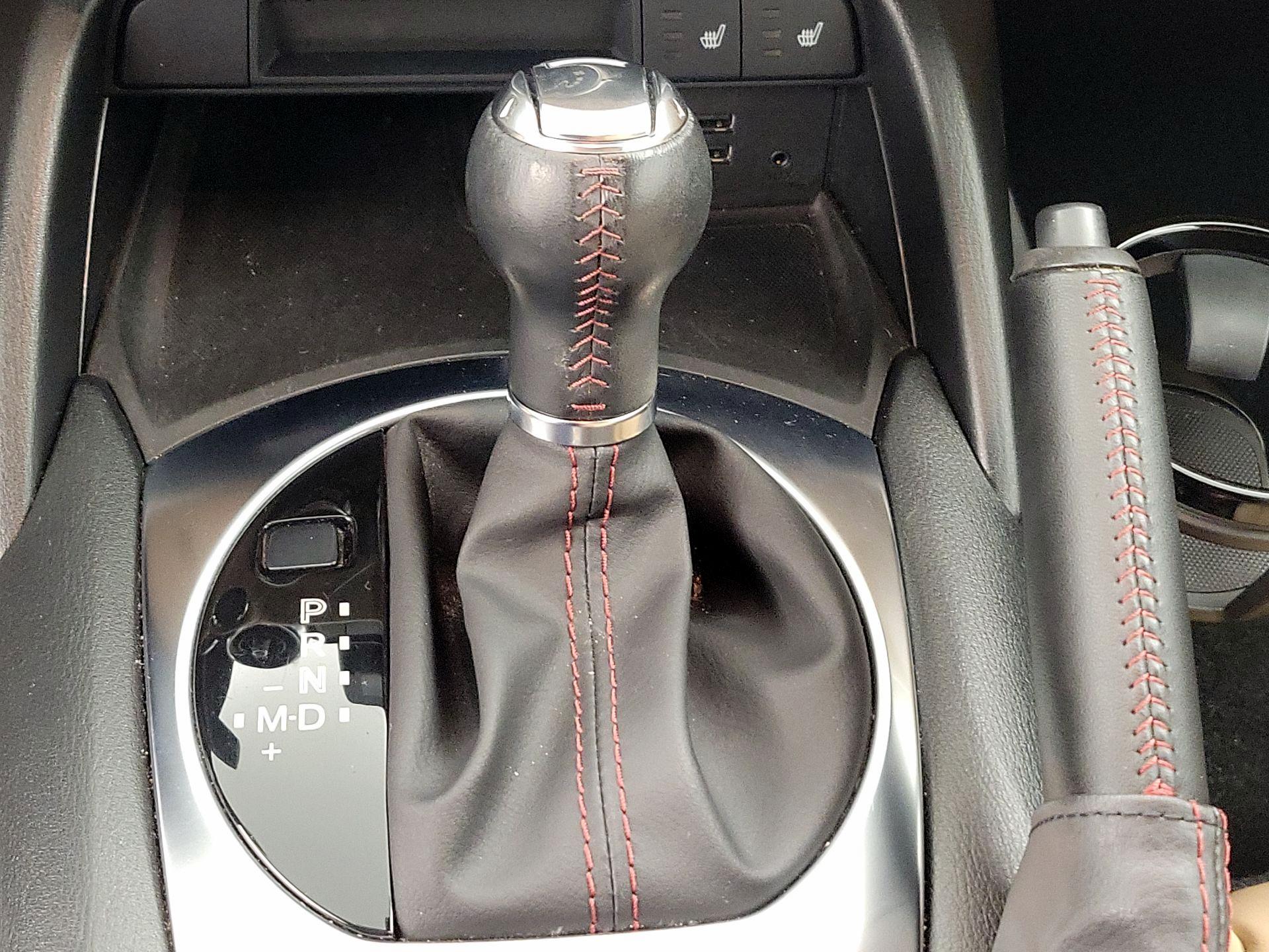 Thumbnail: 2019 Mazda MX-5 Miata - 18