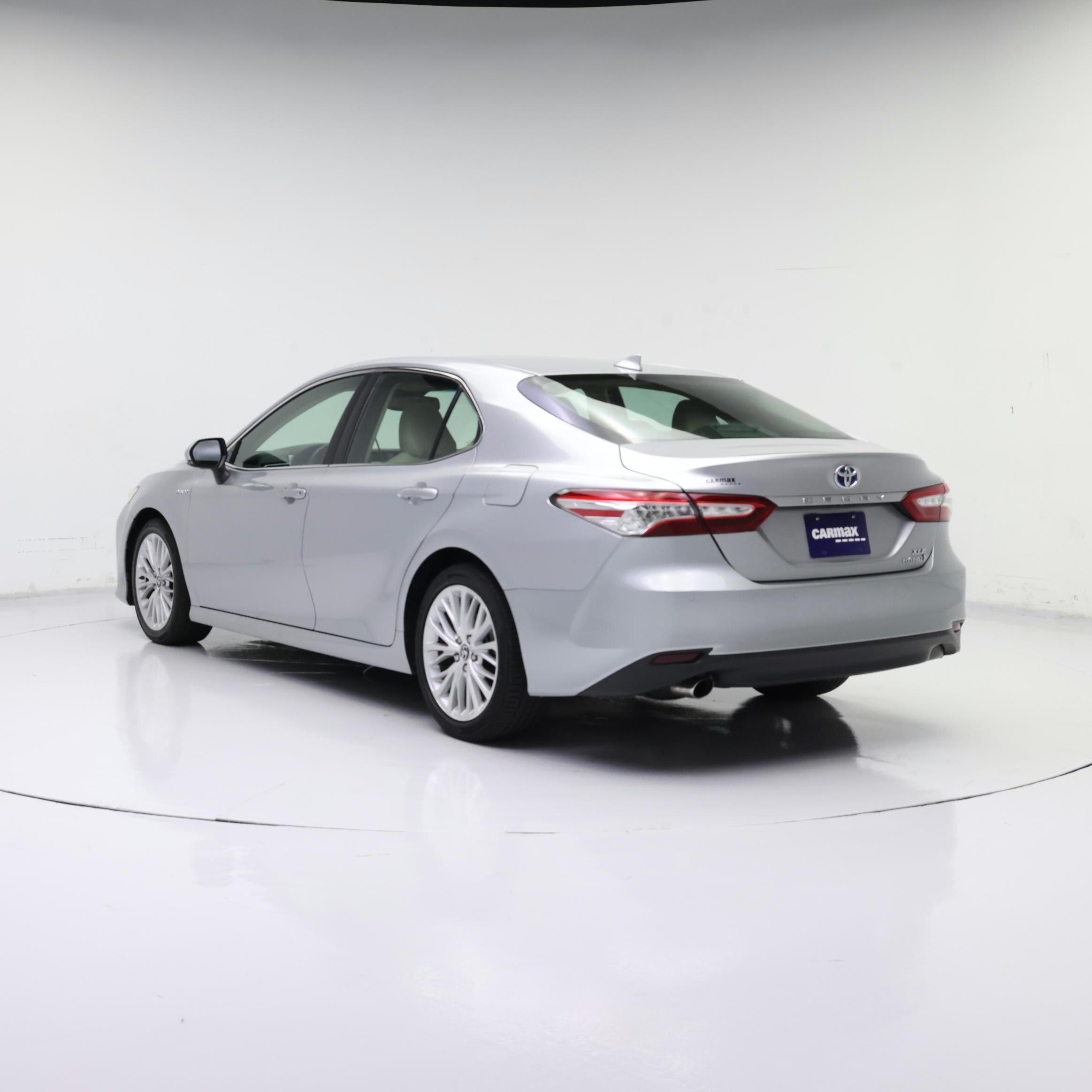 Thumbnail: 2018 Toyota Camry - 2