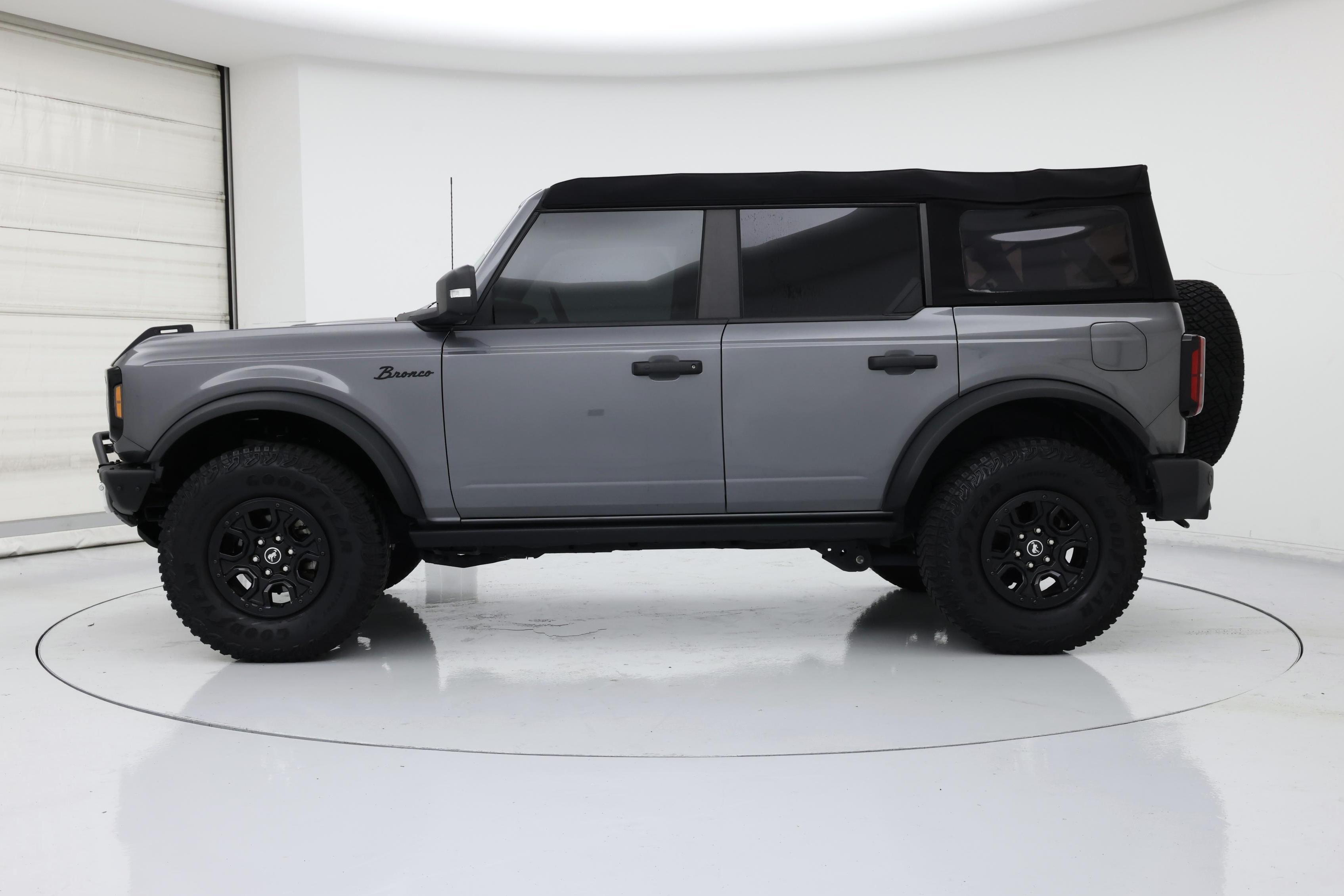 Thumbnail: 2024 Ford Bronco - 3