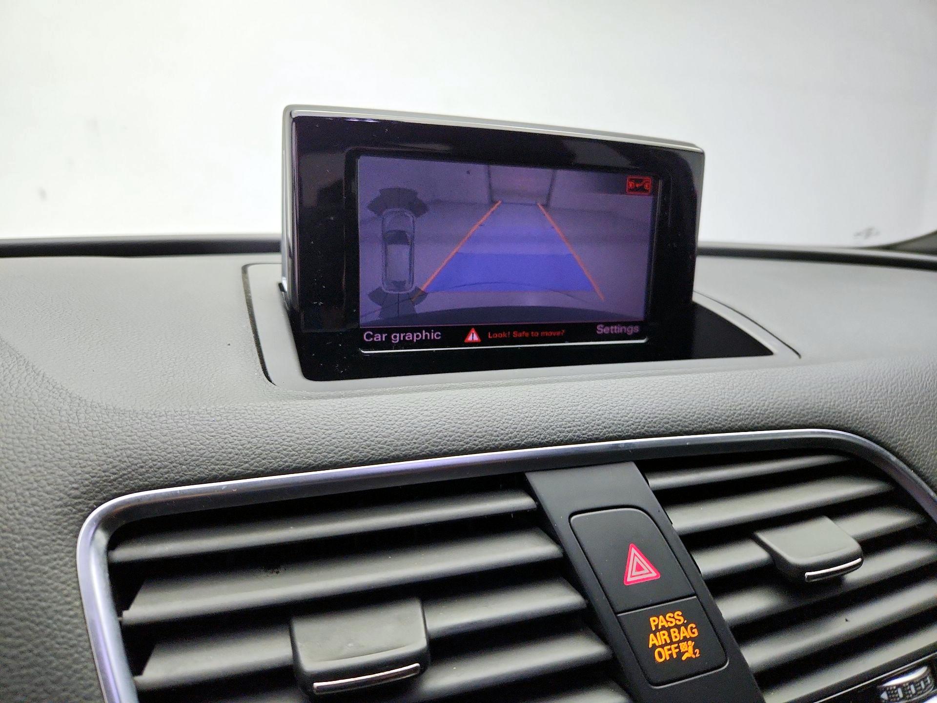 Thumbnail: 2017 Audi Q3 - 14